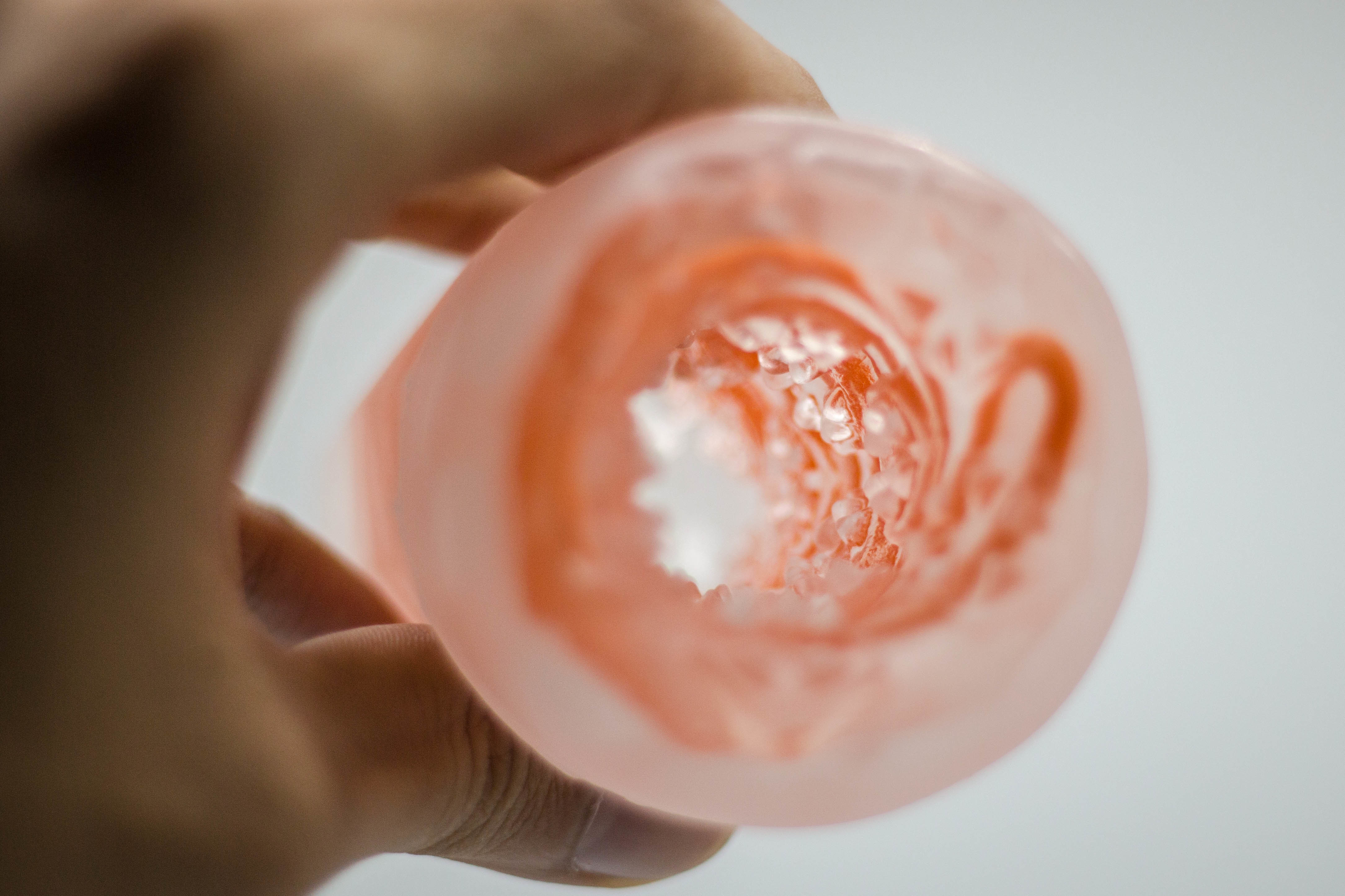 TENGA SPINNER 02六角槍HEXA，飛機杯內部細節展示