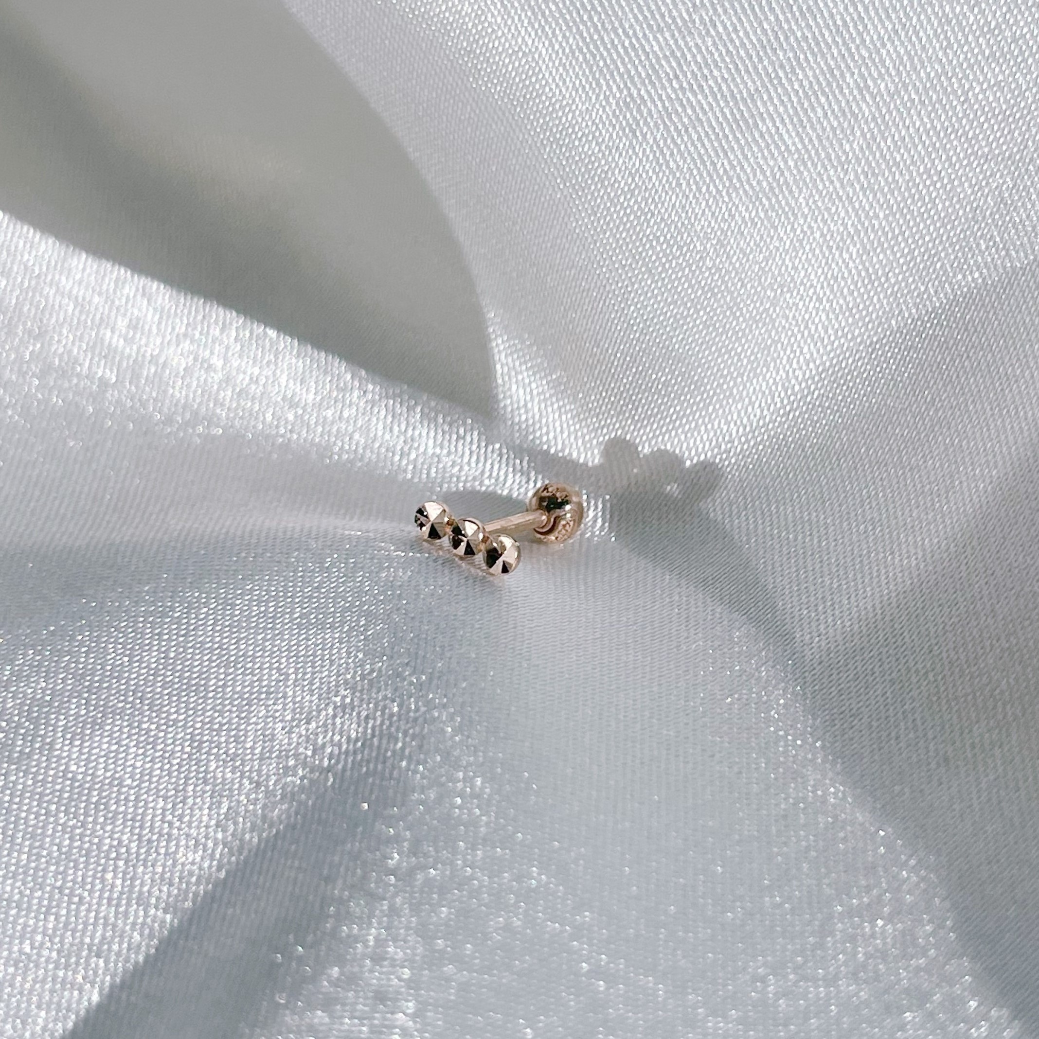 14K三連Shine oblate轉珠耳環