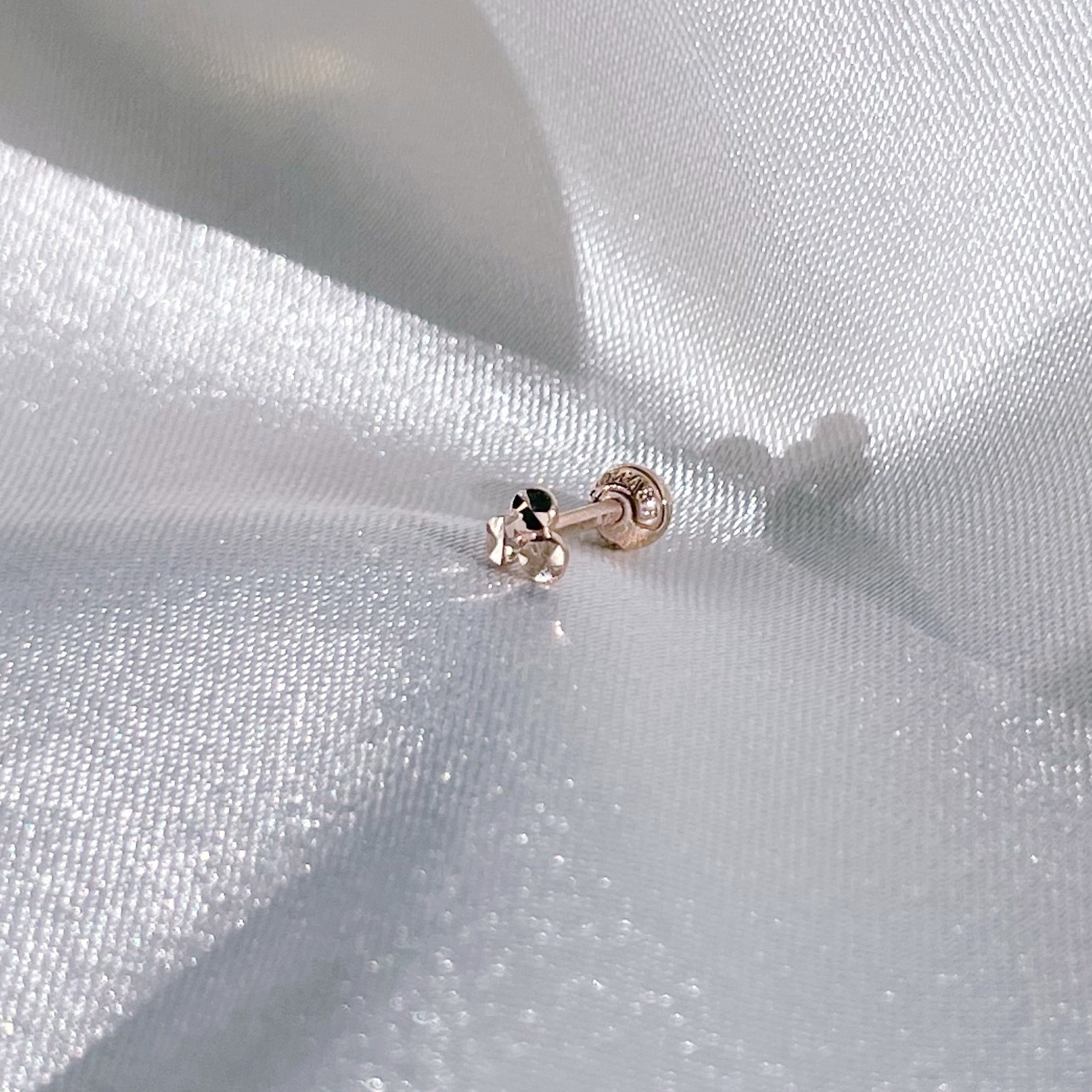 14K Triple Shine oblate轉珠耳環