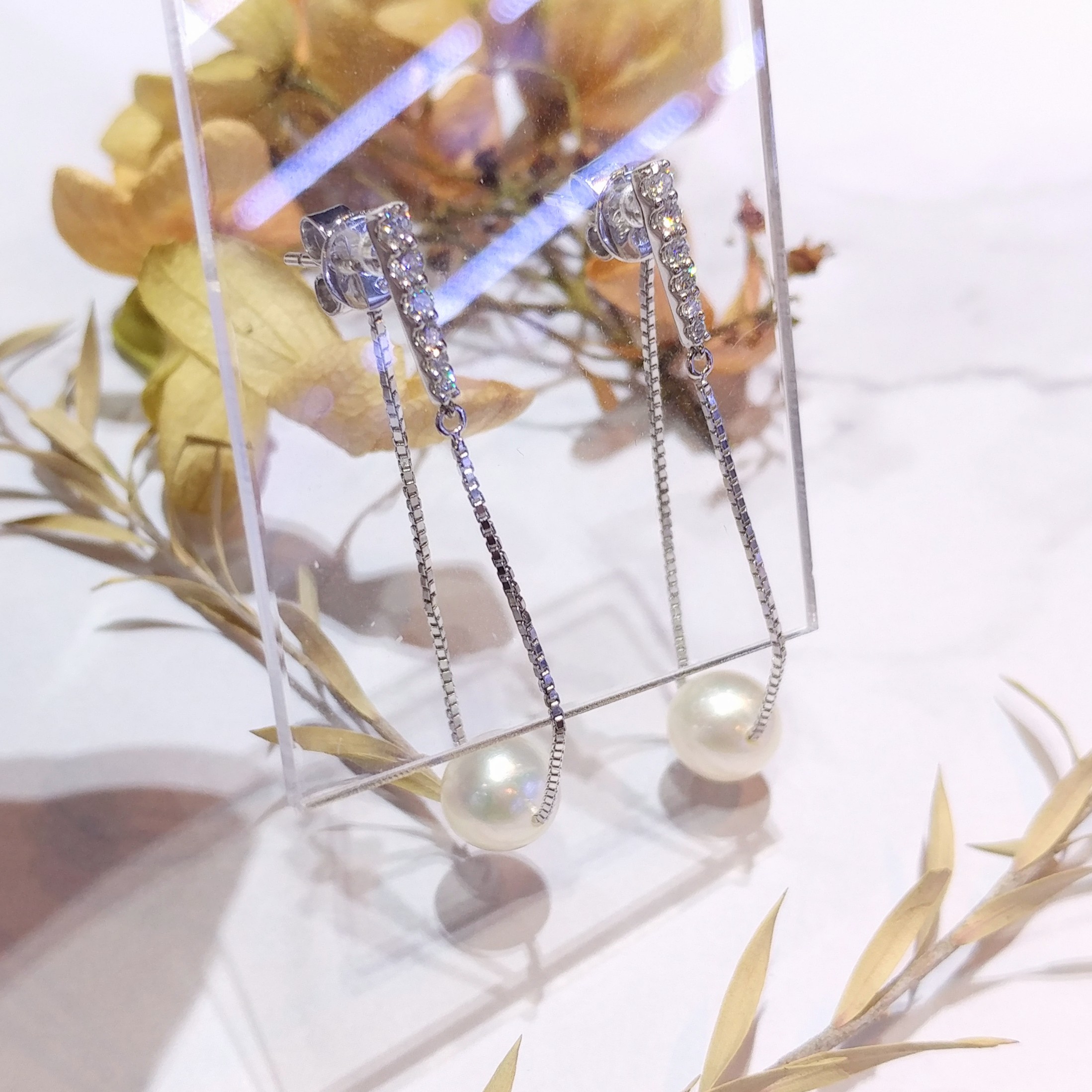 18K White Gold 0.24ct Diamond and Pearl Earrings