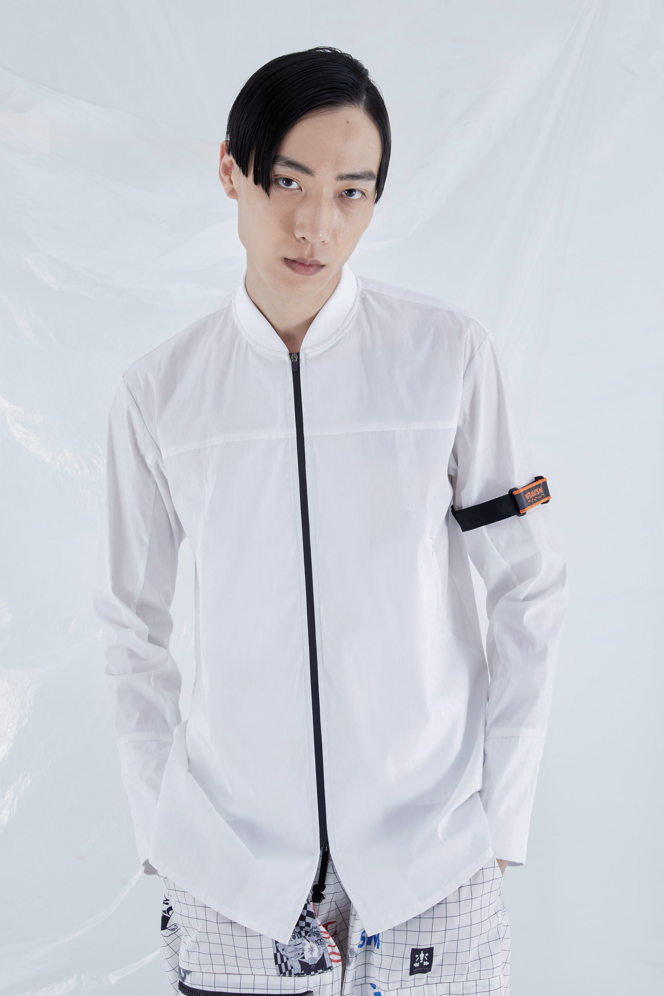 棒球領拉鍊長袖襯衫 - 白