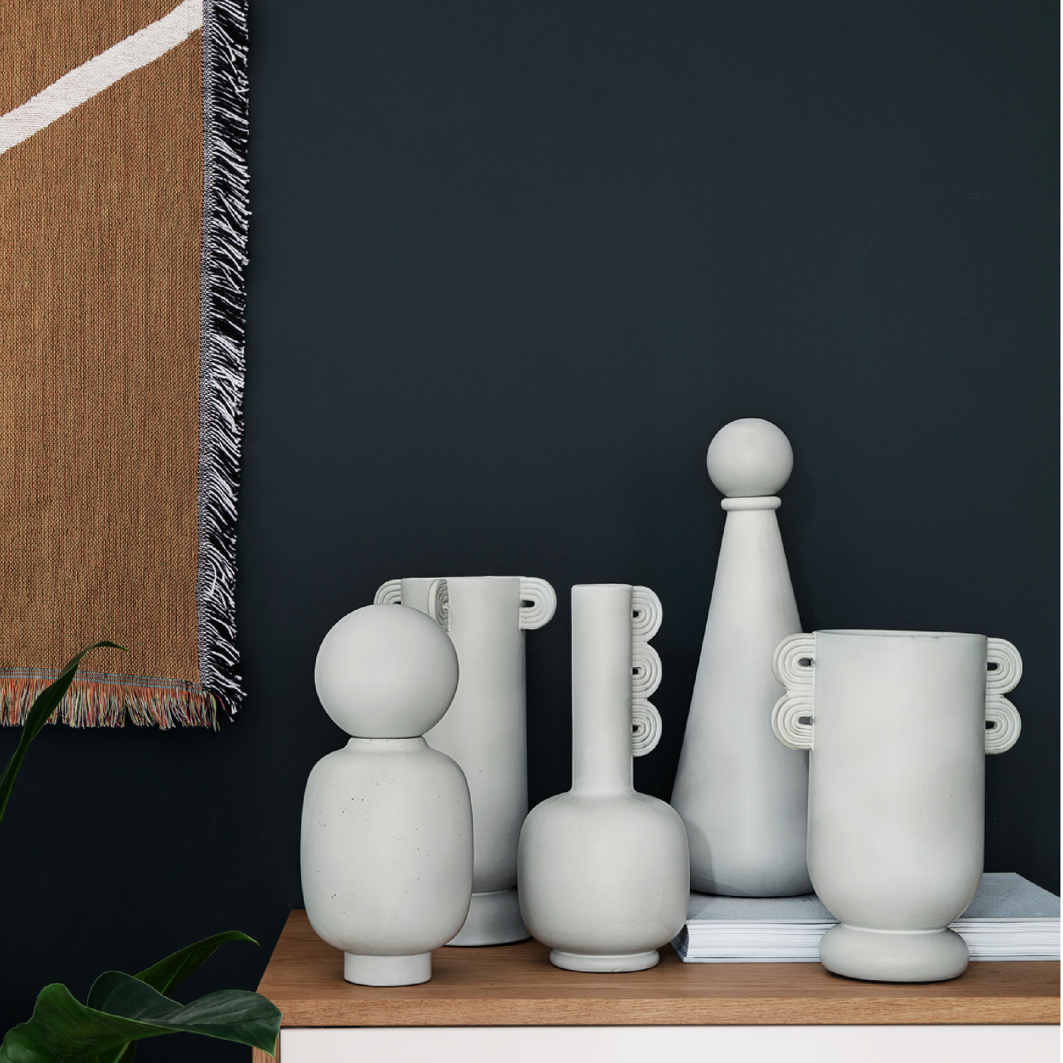 繆思 / 花瓶 - 卡莉女神 by ferm LIVING