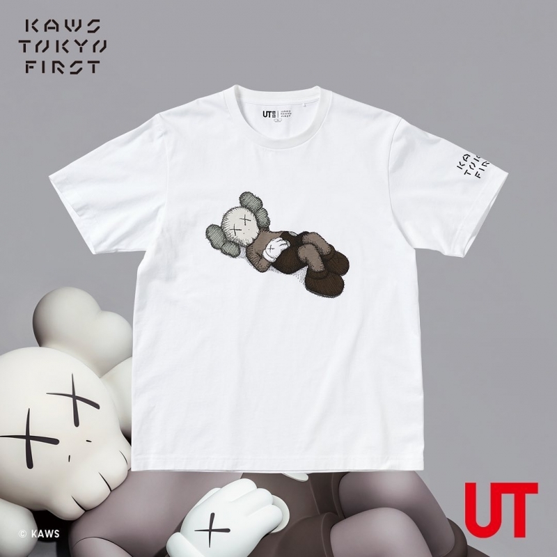-(B04)-KAWS TOKYO FIRST X UNIQLO UT 2021 聯名短T