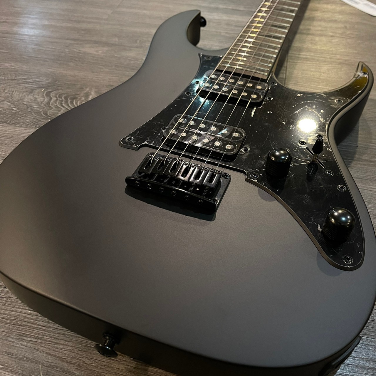 Ibanez GRGR131EX-BKF 消光黑無搖 電吉他