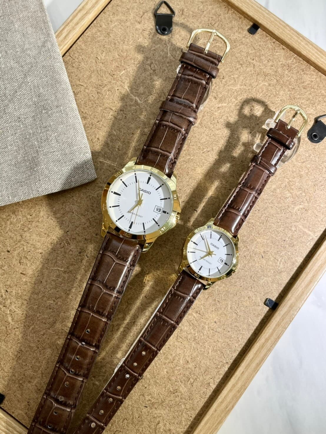 【CASIO 卡西歐】復刻指針款 MTP-V004GL-7A(41mm)/ LTP-V004GL-7A(28mm) 現代鐘錶