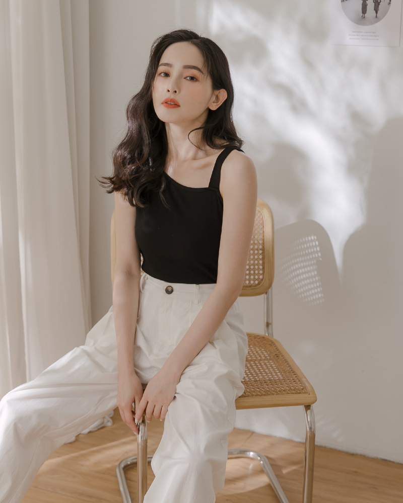 【官網限定】性感單肩棉質背心