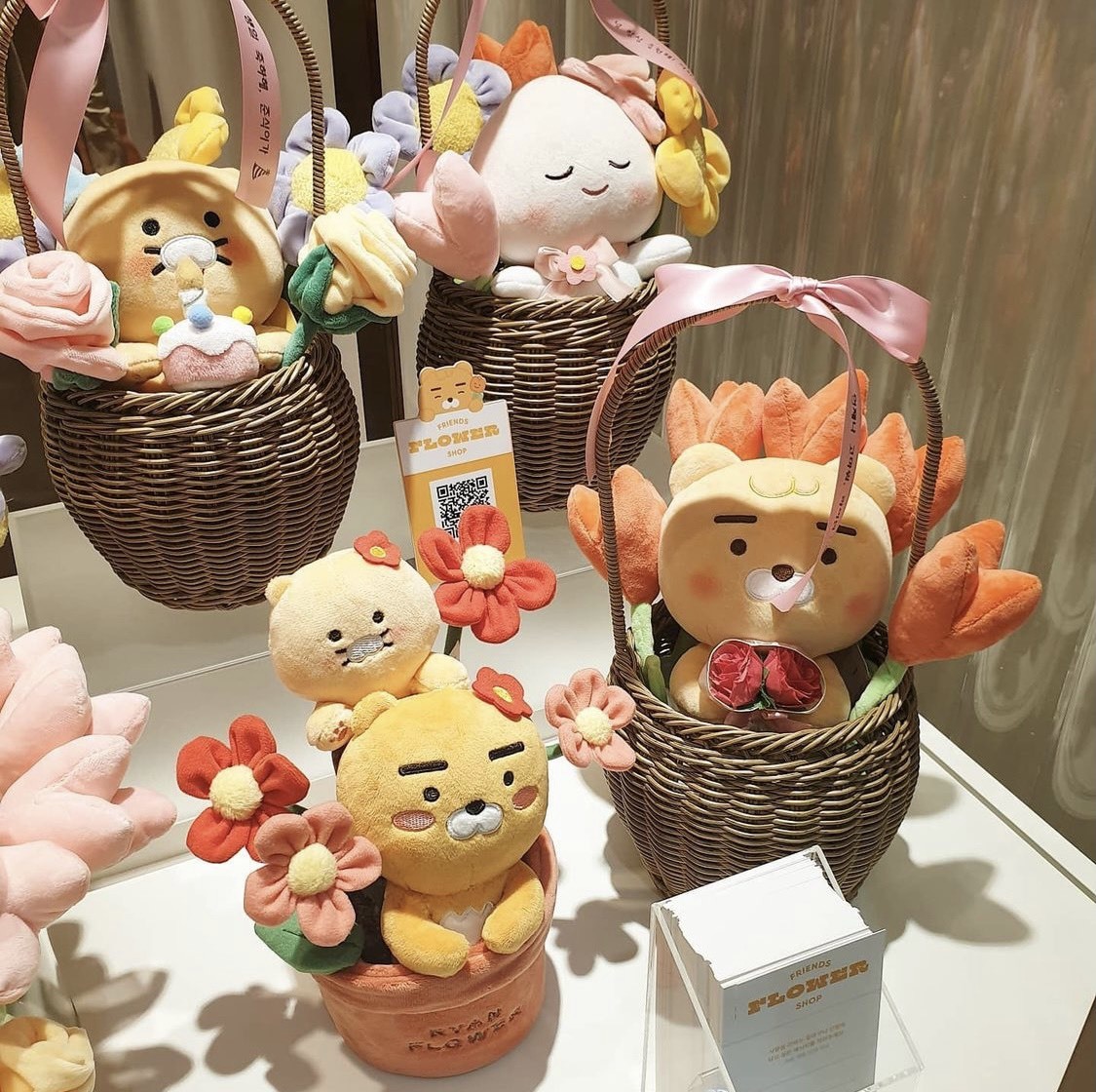 現貨 韓國 Kakao friends 萊恩 ryan 盆栽 花籃 花束 RYAN 春植 桃子
