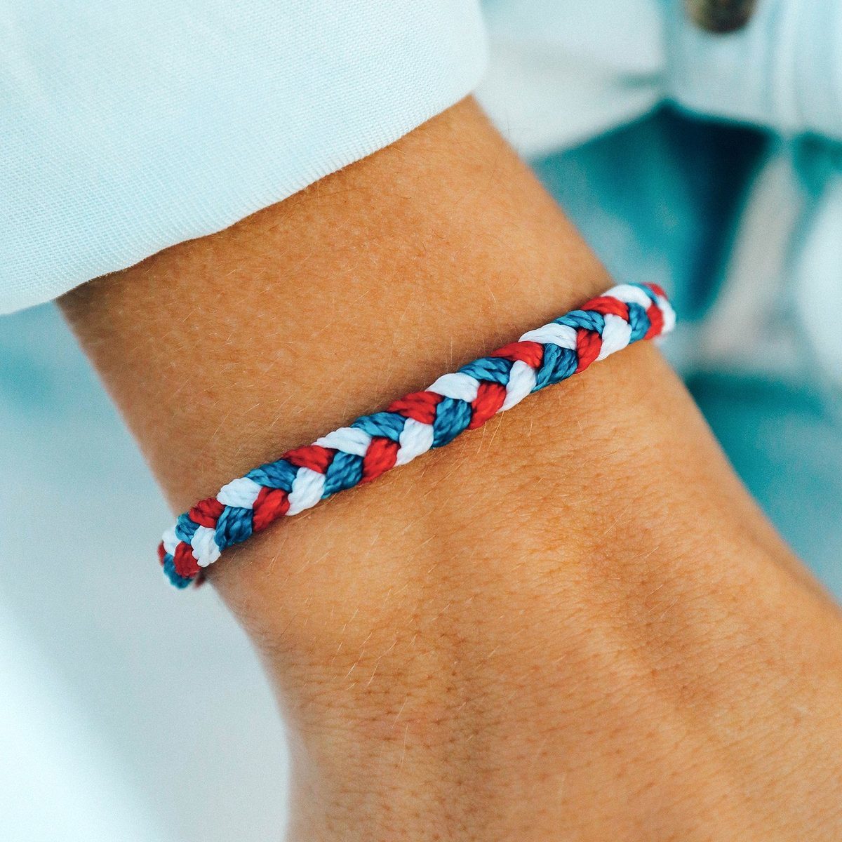 Pura Vida | 粗線編織手環 Red White and Blue
