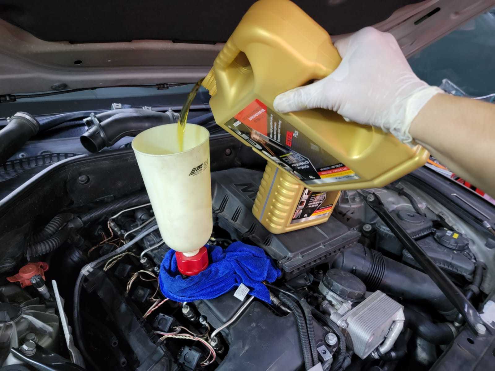 bmw 740i super nano ester plus 5w40 motor oil 偈油