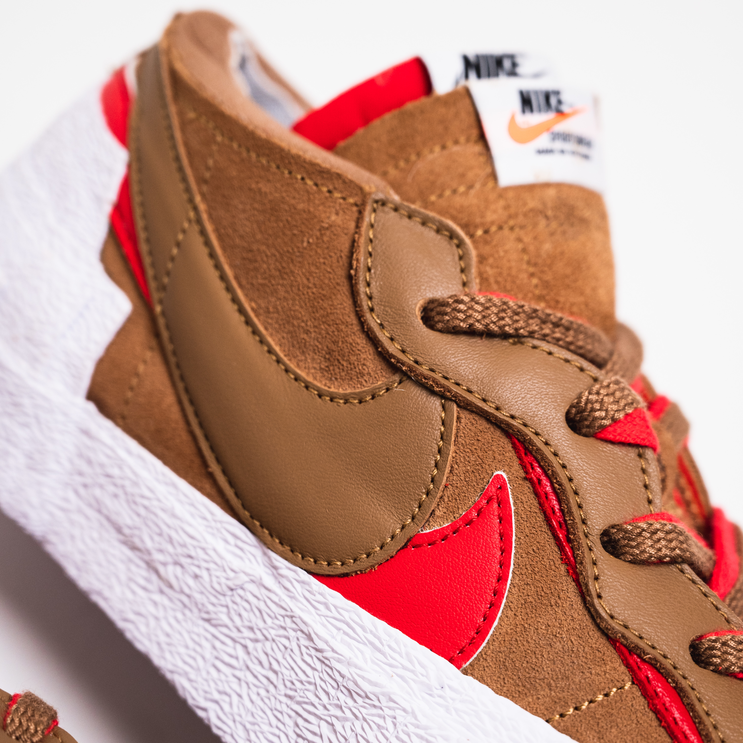 [現貨] Nike Sacai Blazer Low British Tan DD1877-200