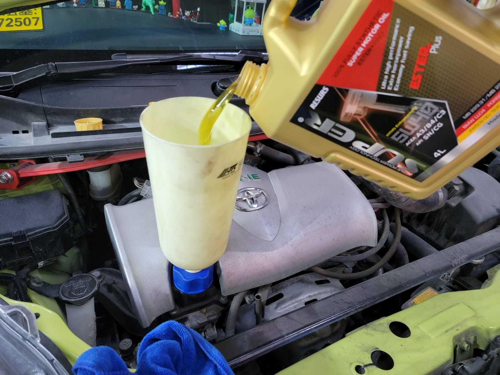 豐田 Toyota sienta super nano ESTER Plus 5w40 換油 偈油 汽車保養 浚車汽車