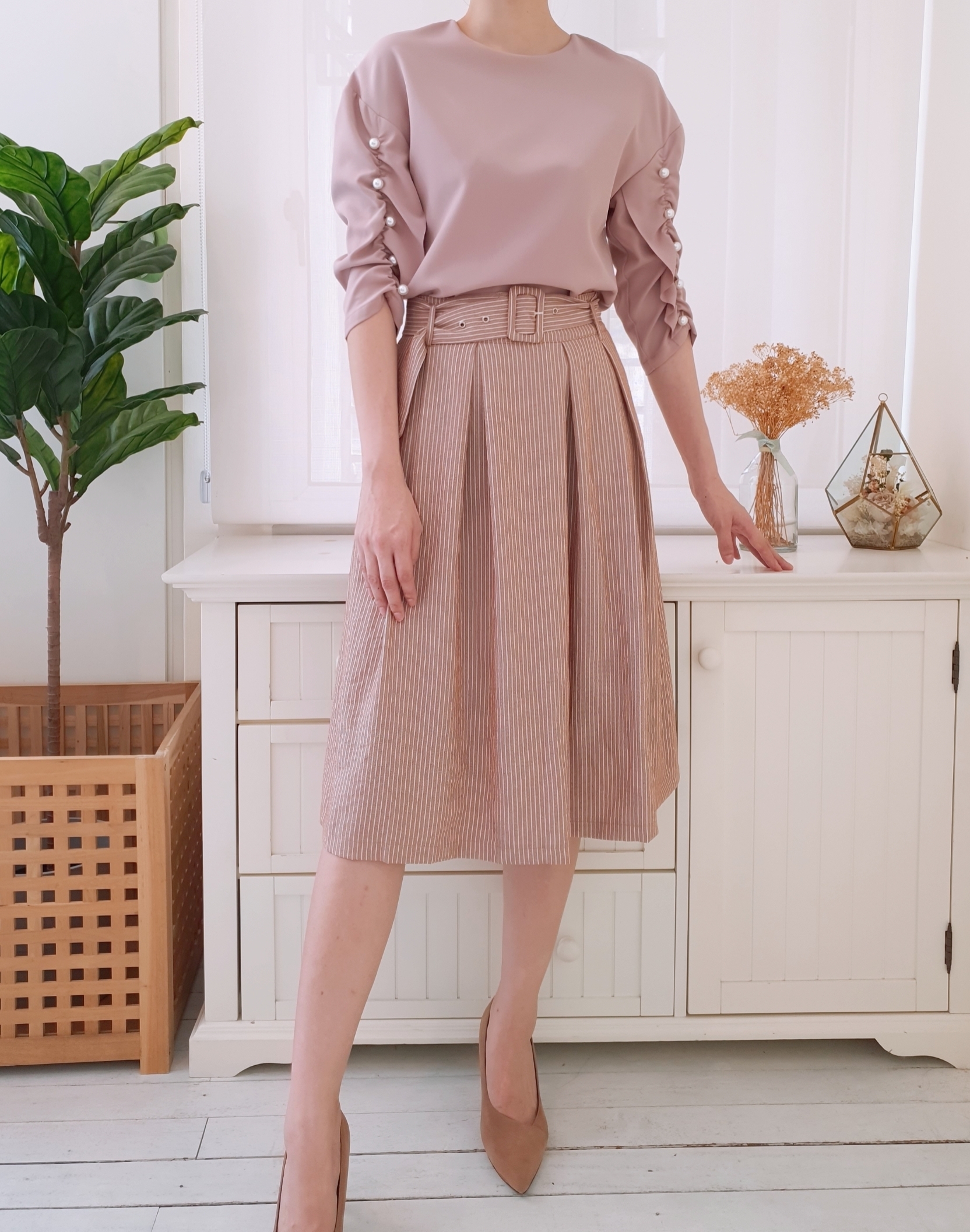 BELTED STRIPED FLARE MIDI SKIRT