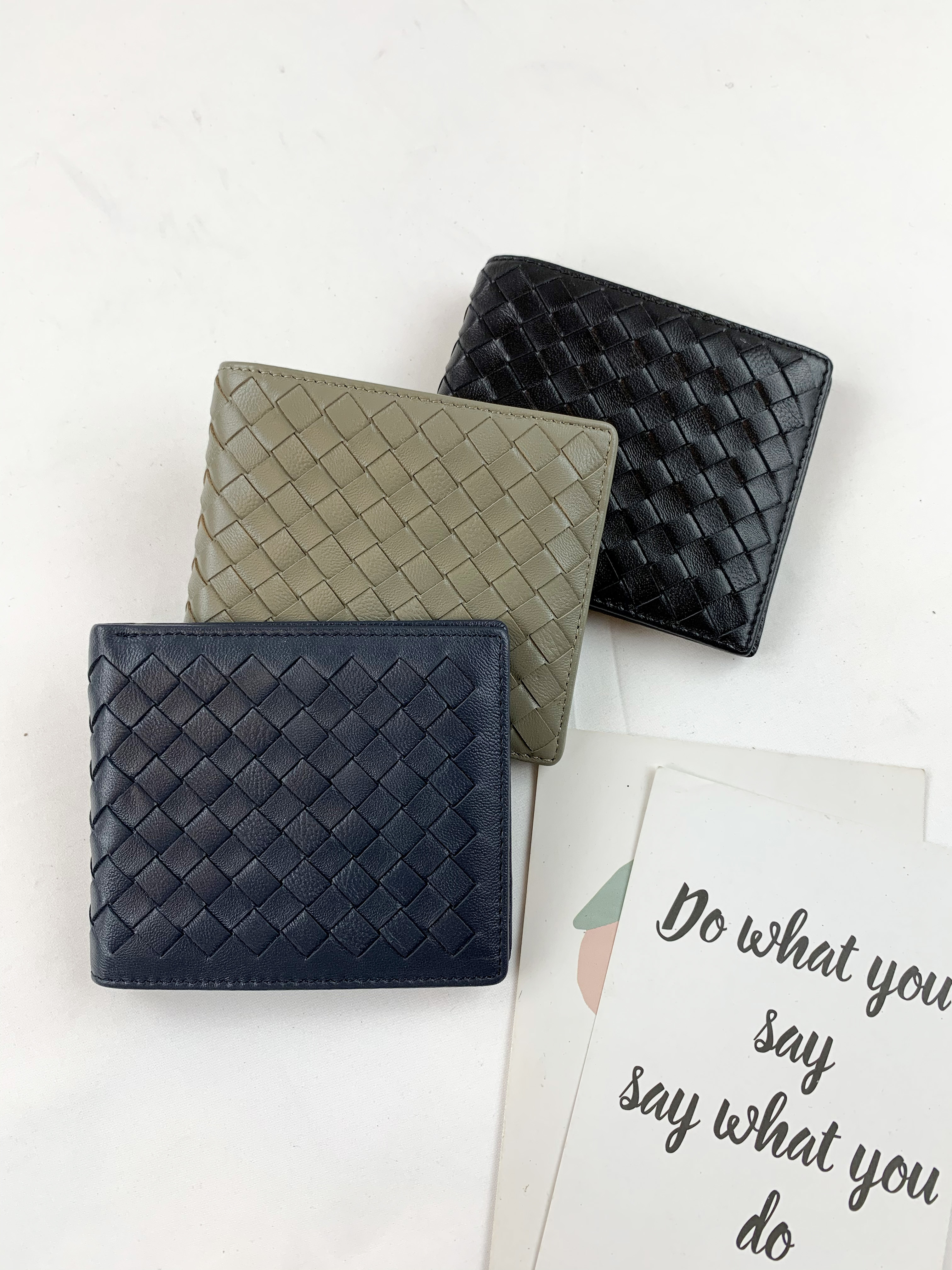 編織牛皮兩折短夾  #SM-1801