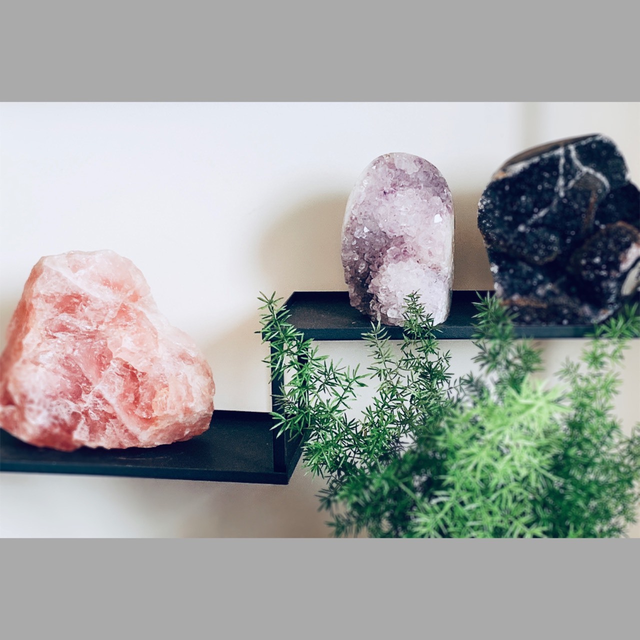 粉晶原礦：人際關係好姻緣