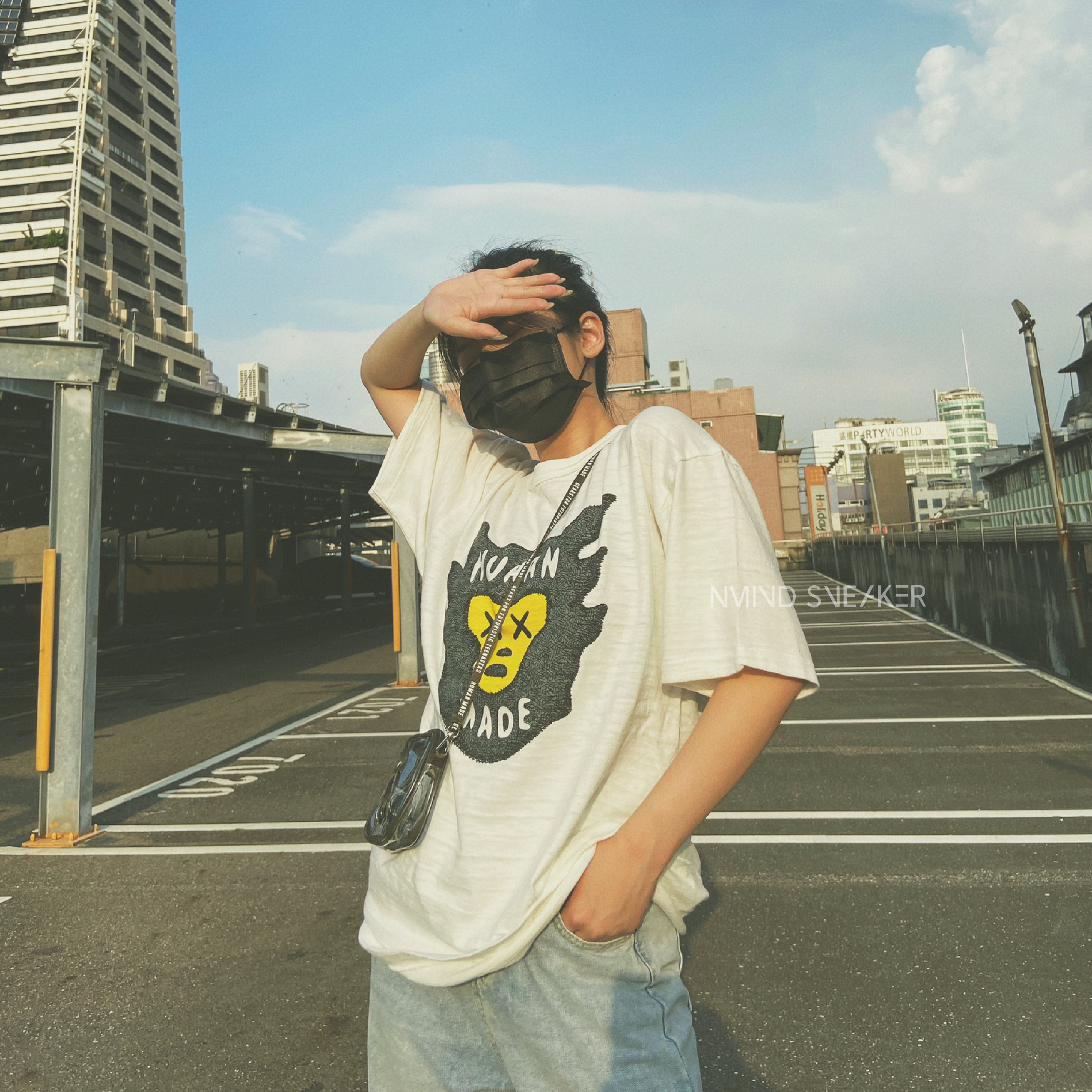 <快速出貨> HUMAN MADE X KAWS T-SHIRT 猿人 白色