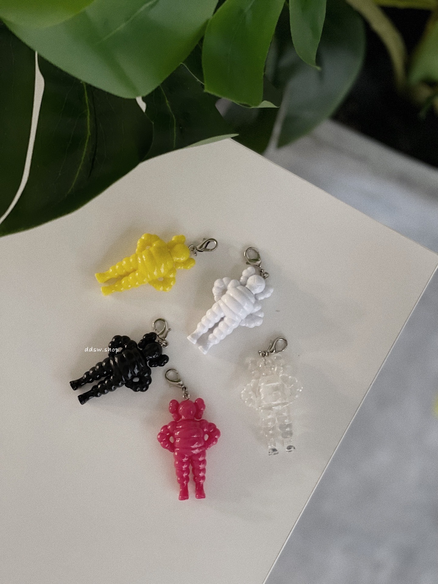 "現貨"KAWS Tokyo FIRST 鑰匙圈