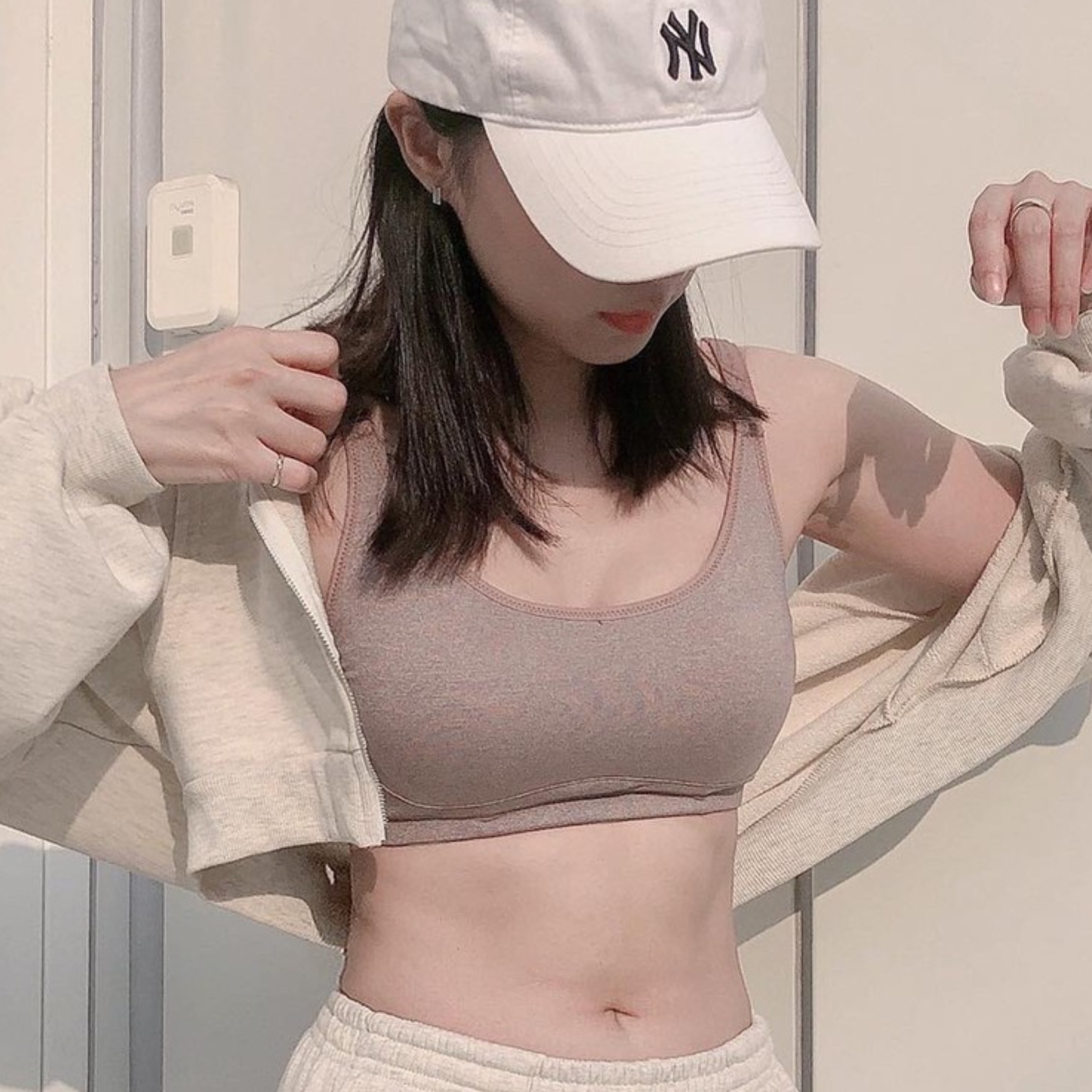 啡藏舒適。網美必備韓系感-吳曼分享。無鋼圈運動咖啡紗內衣 A.B.C.D罩