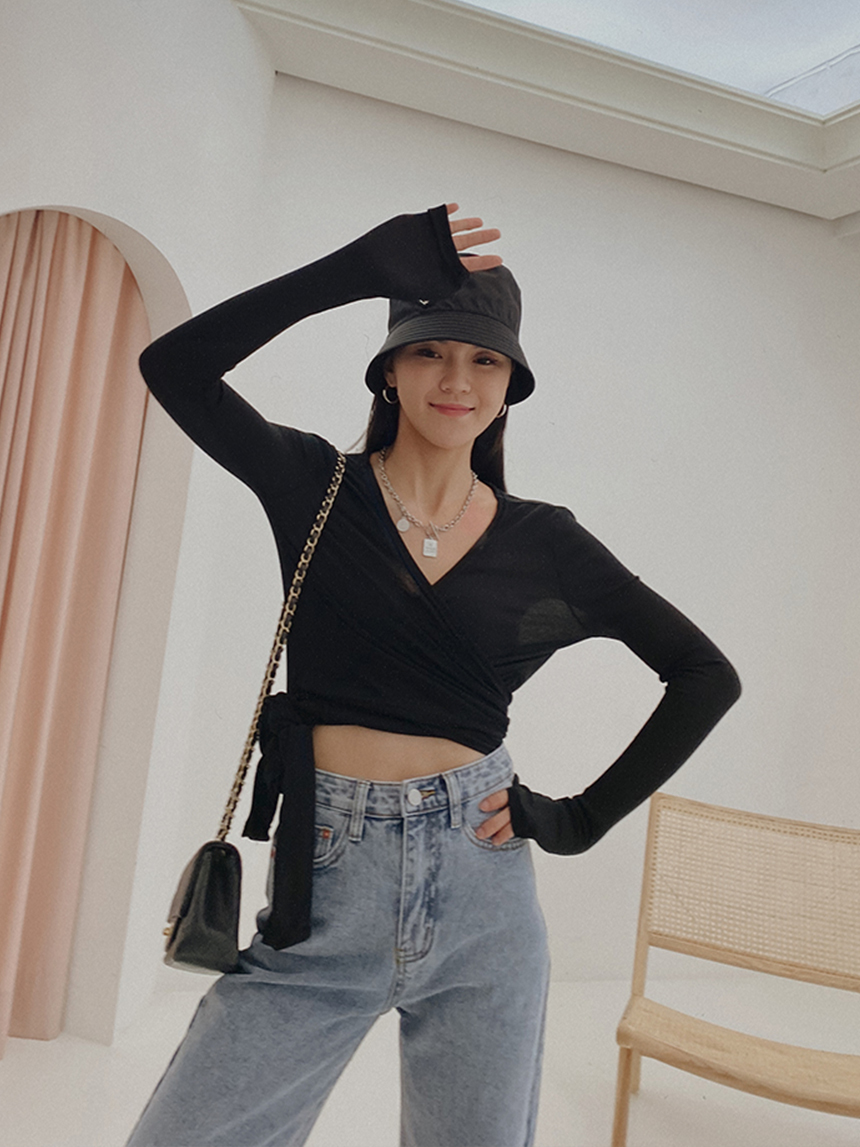 短版針織綁帶交叉上衣*2色