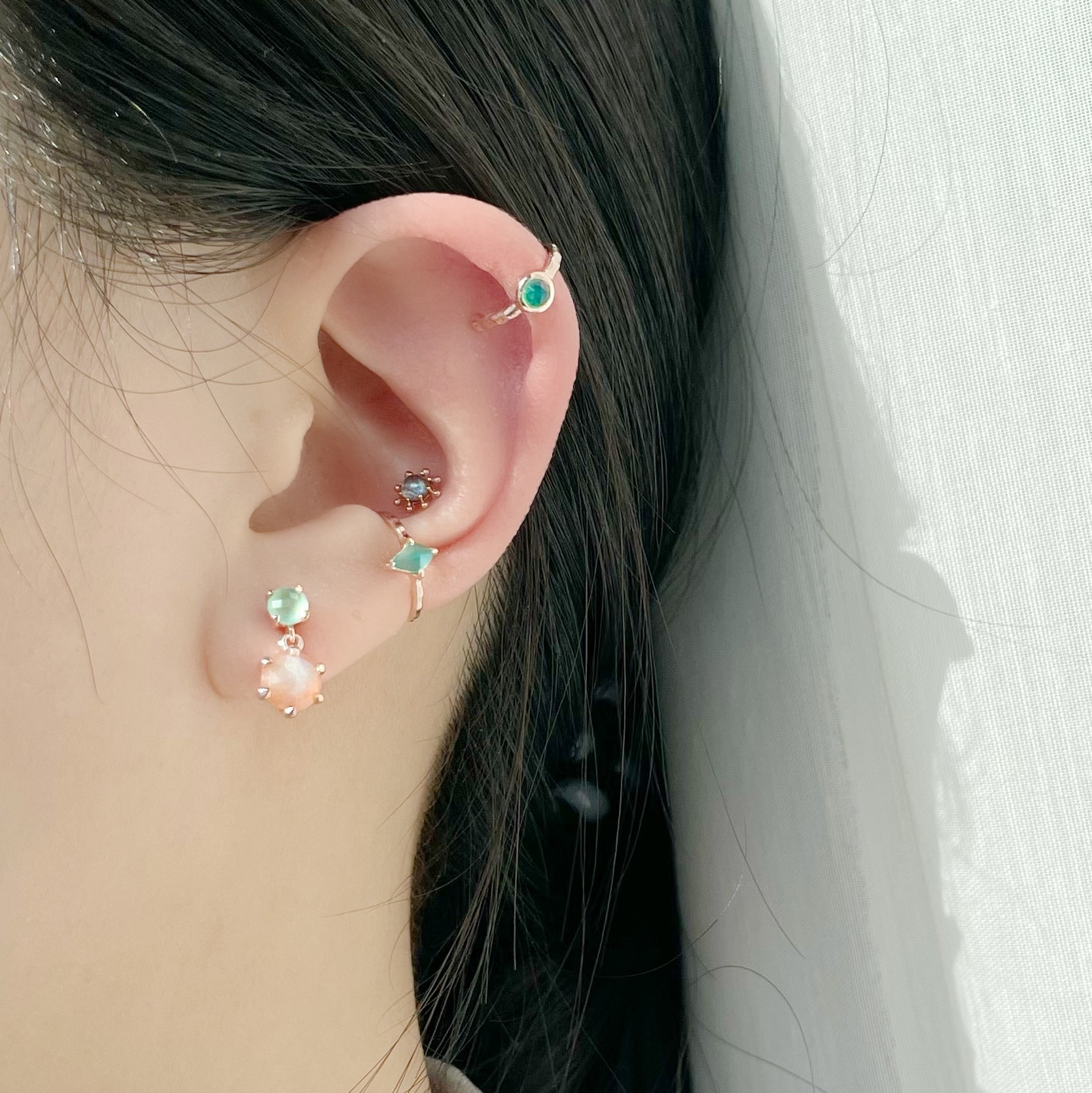 切面小圓綠瑪瑙耳骨夾