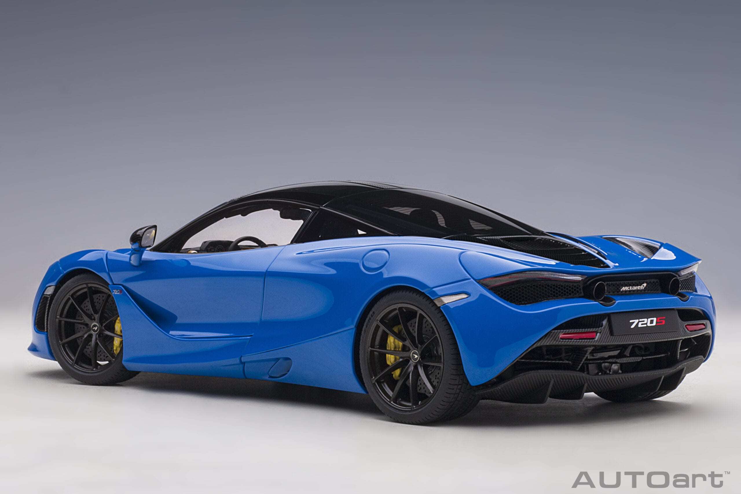 1/18 AUTOART 76073 McLAREN 720S ( Paris Blue/ Metallic Blue) (76073)