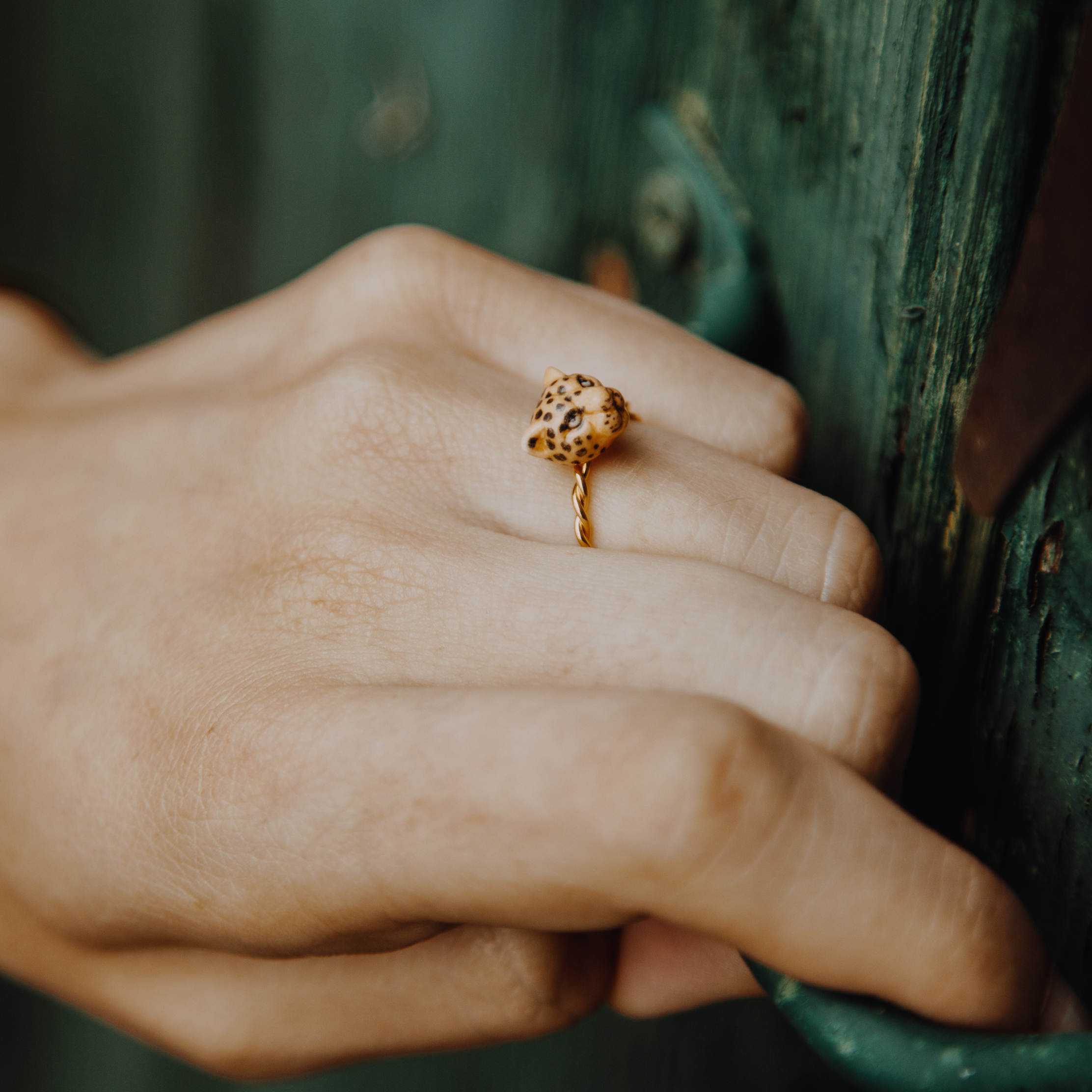 NACH 美洲豹螺旋紋瓷戒指