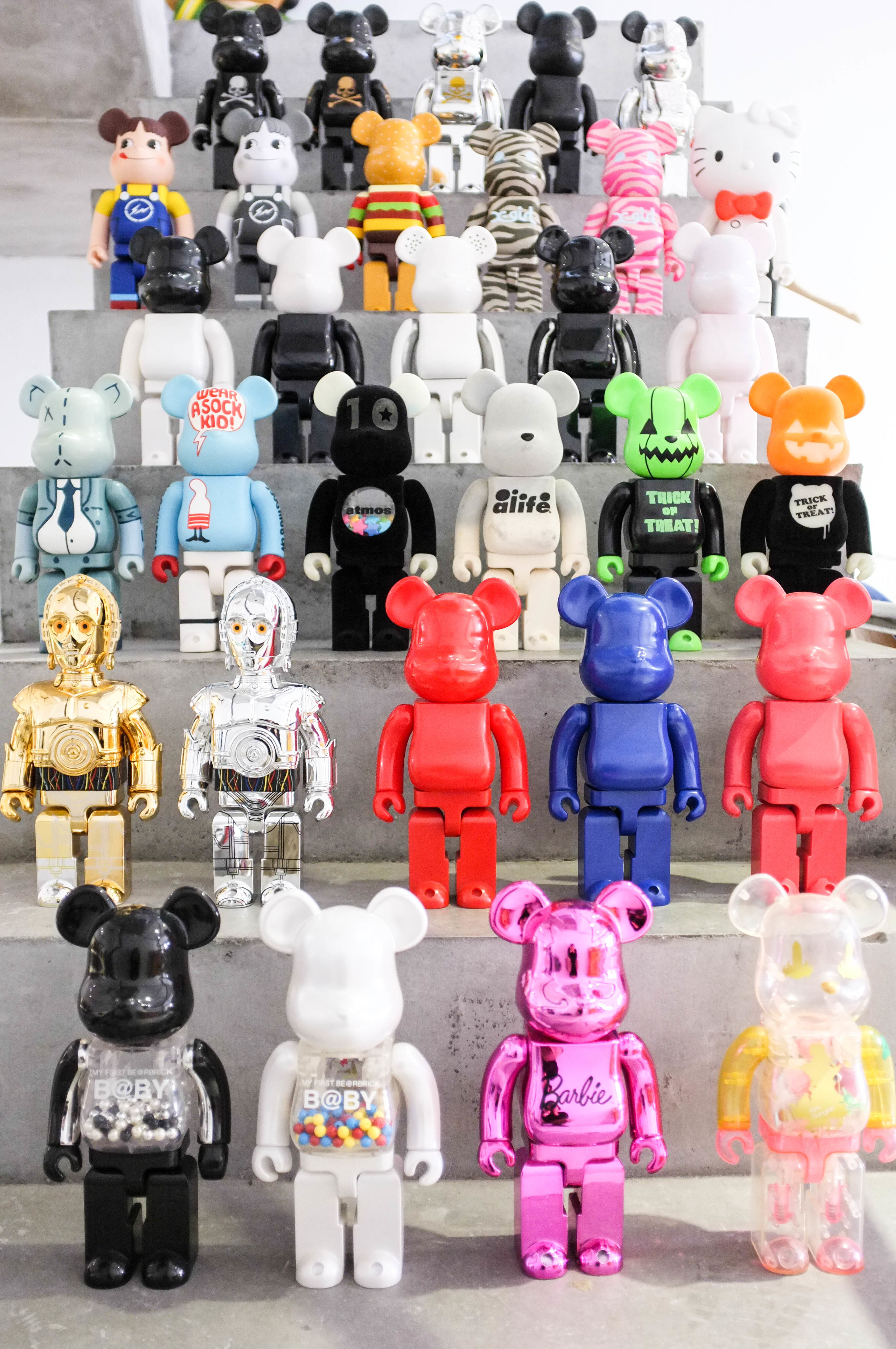 車庫服飾】收藏品出售BEARBRICK MEDICOM TOY HALLOWEEN 400% 夜光絨毛