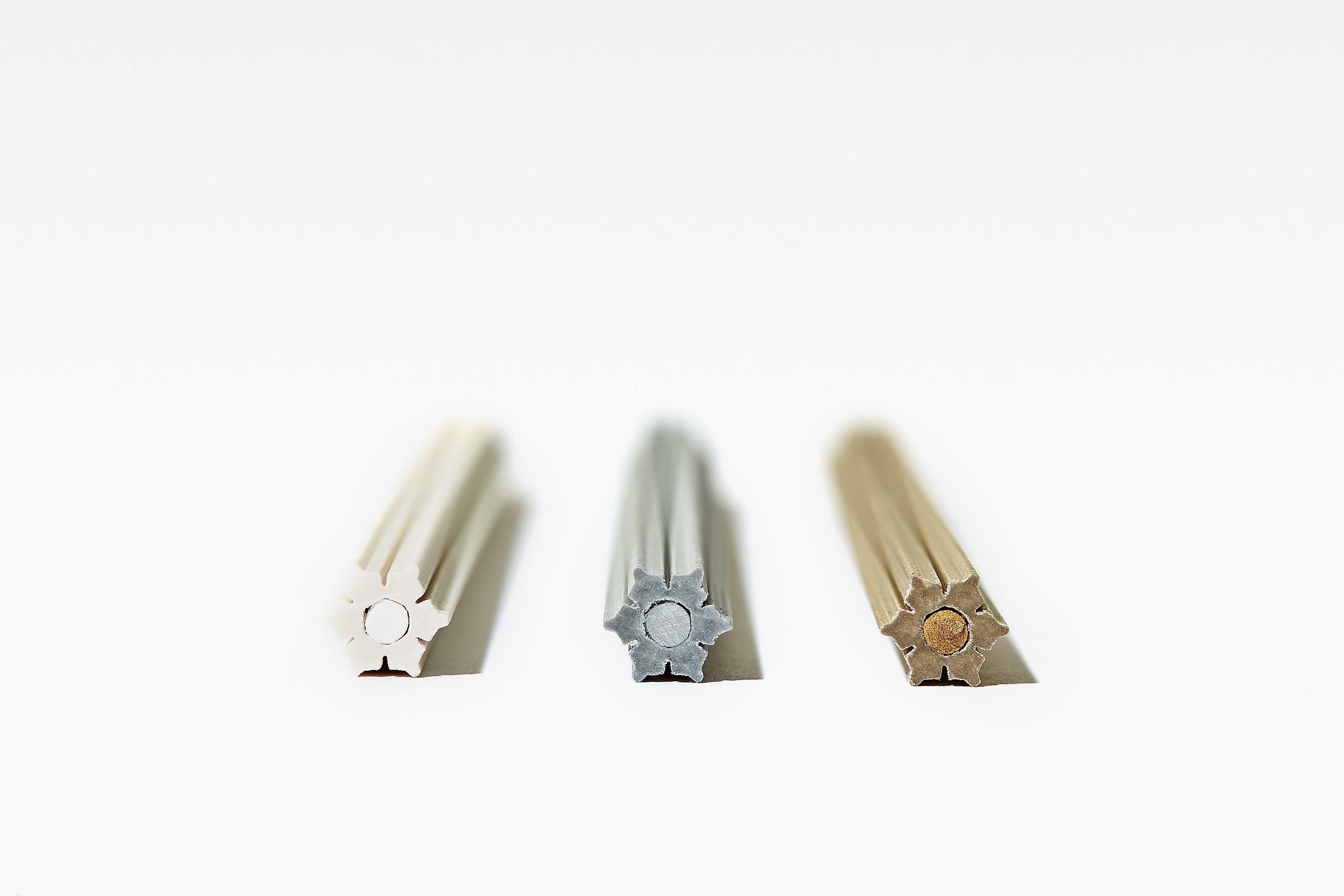 TRINUS 雪色鉛筆（附削鉛筆器）