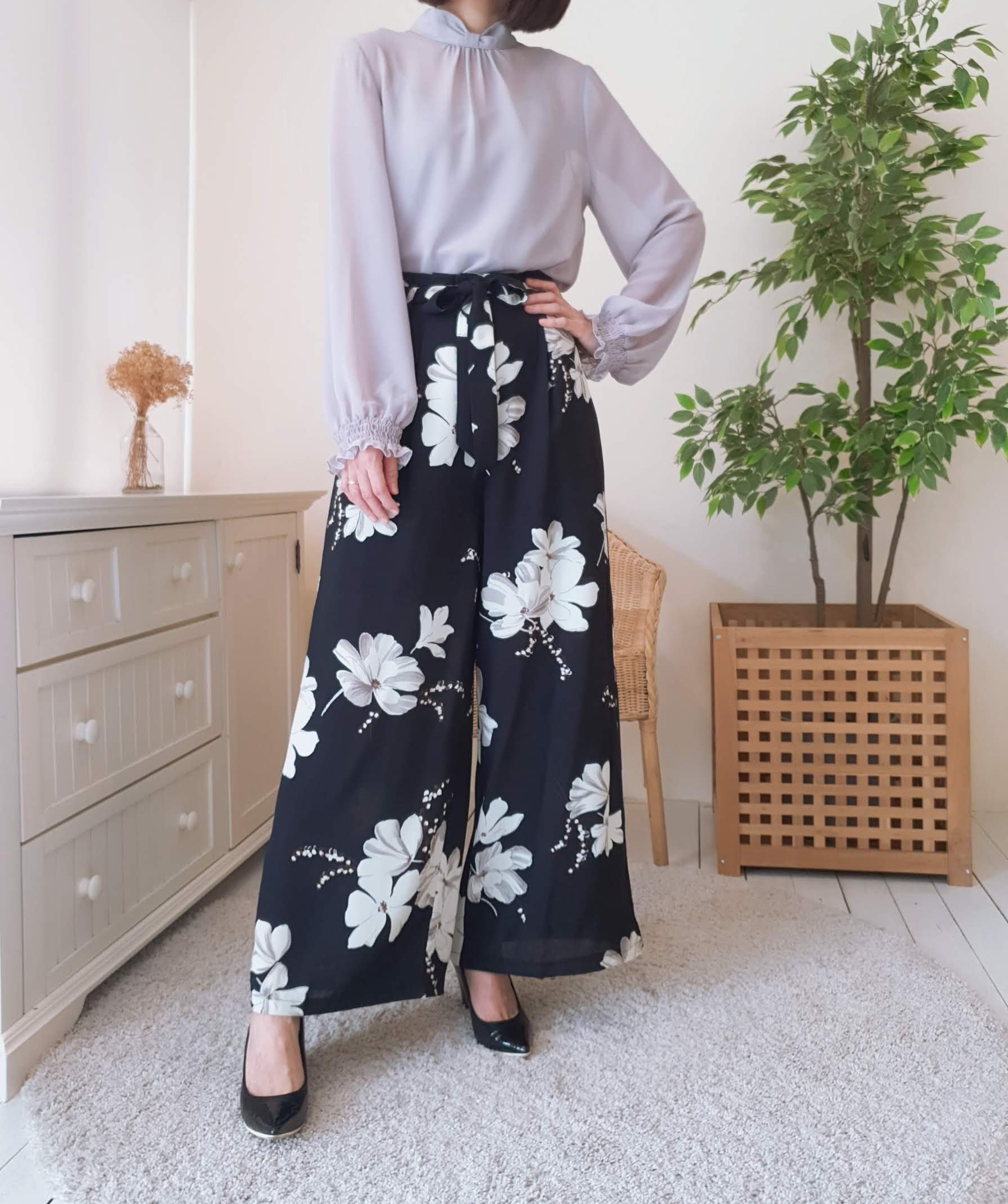 MOCK NECK CHIFFON BLOUSE (INCLUDE INNER)