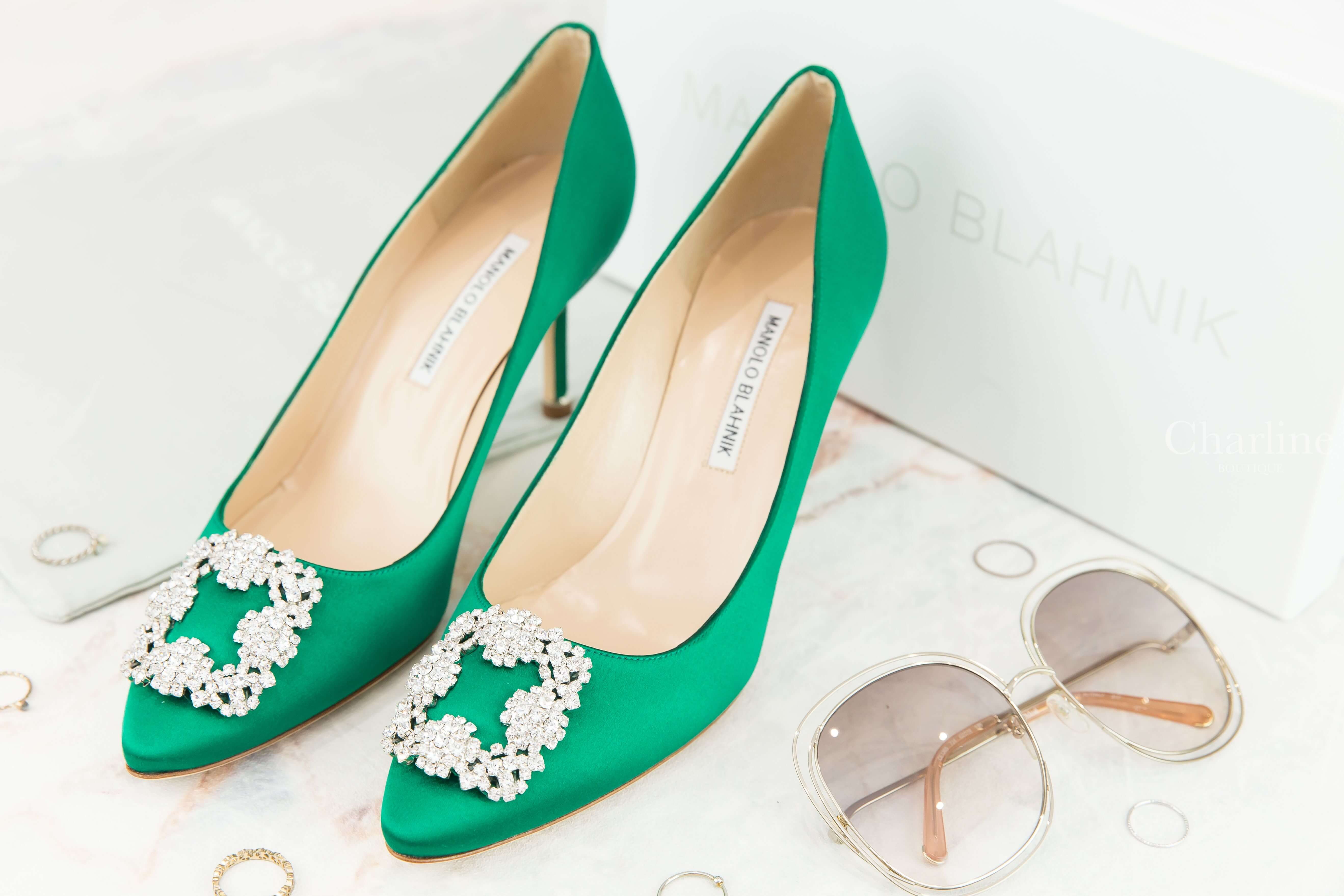 Manolo Blahnik Hangisi 綠色絲綢銀色鑲鑽方釦7cm細跟高跟鞋-Charline Boutique 精品代購