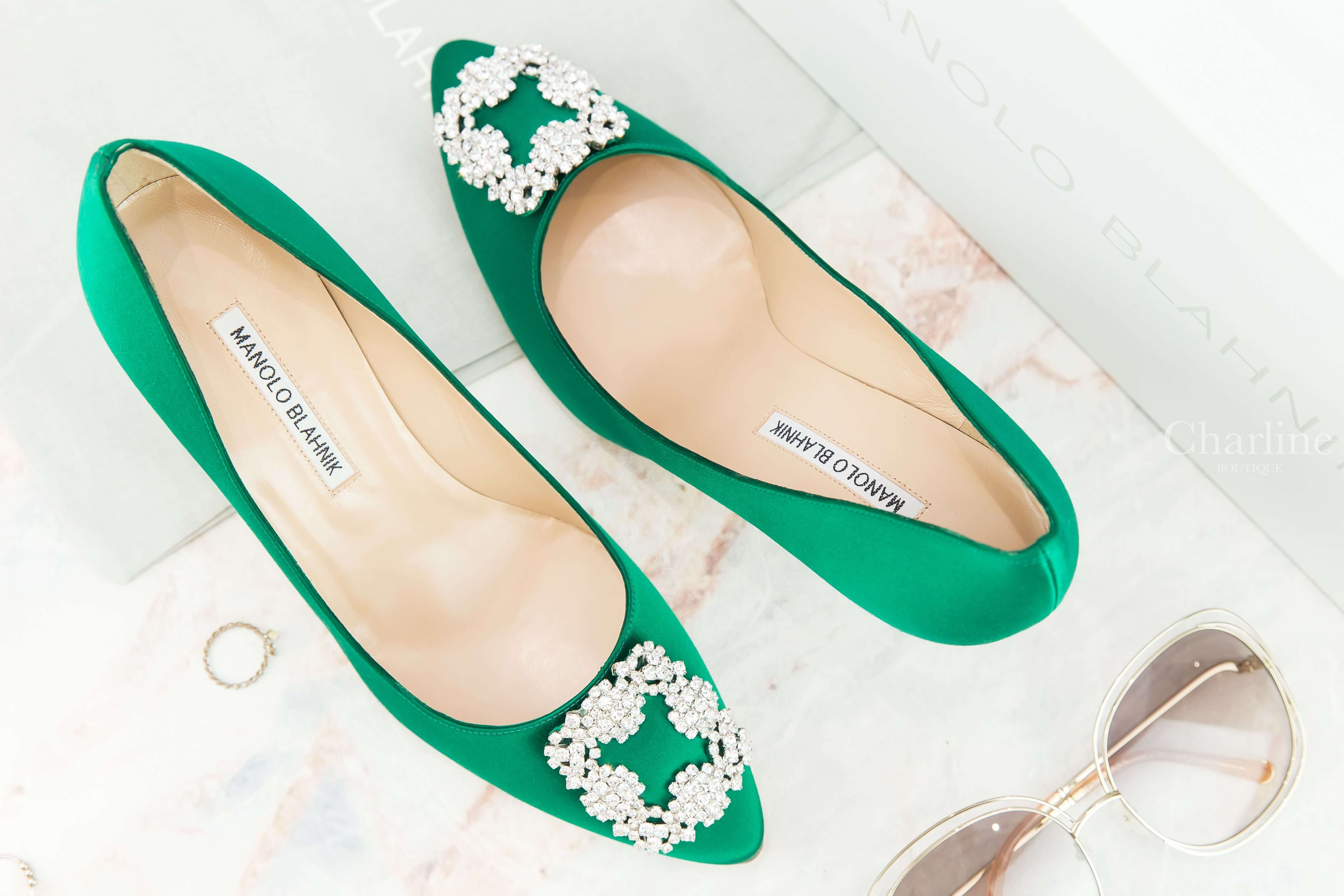 Manolo Blahnik Hangisi 綠色絲綢銀色鑲鑽方釦7cm細跟高跟鞋-Charline Boutique 精品代購