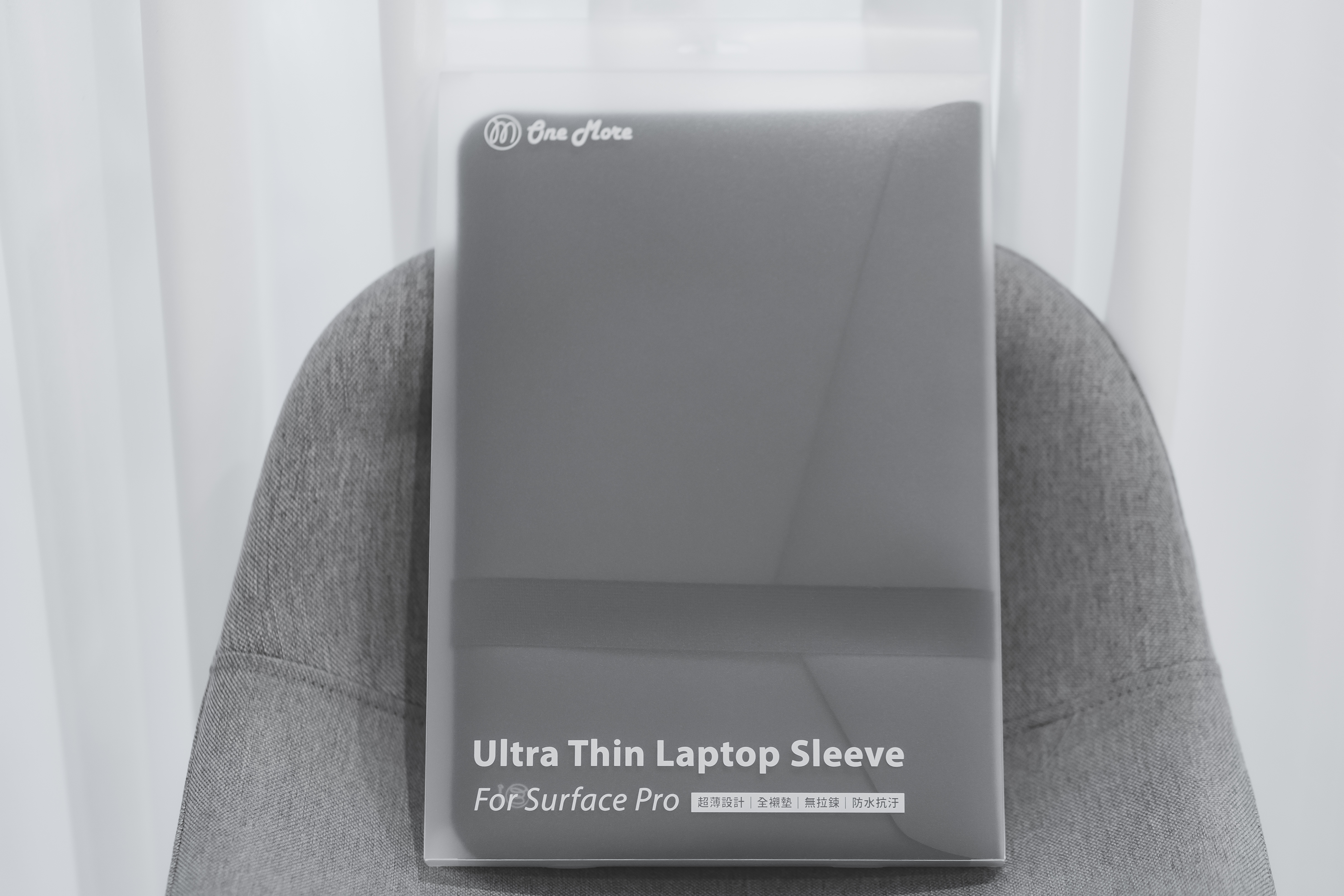 OneMore Surface Pro 專用筆電包內袋外包裝