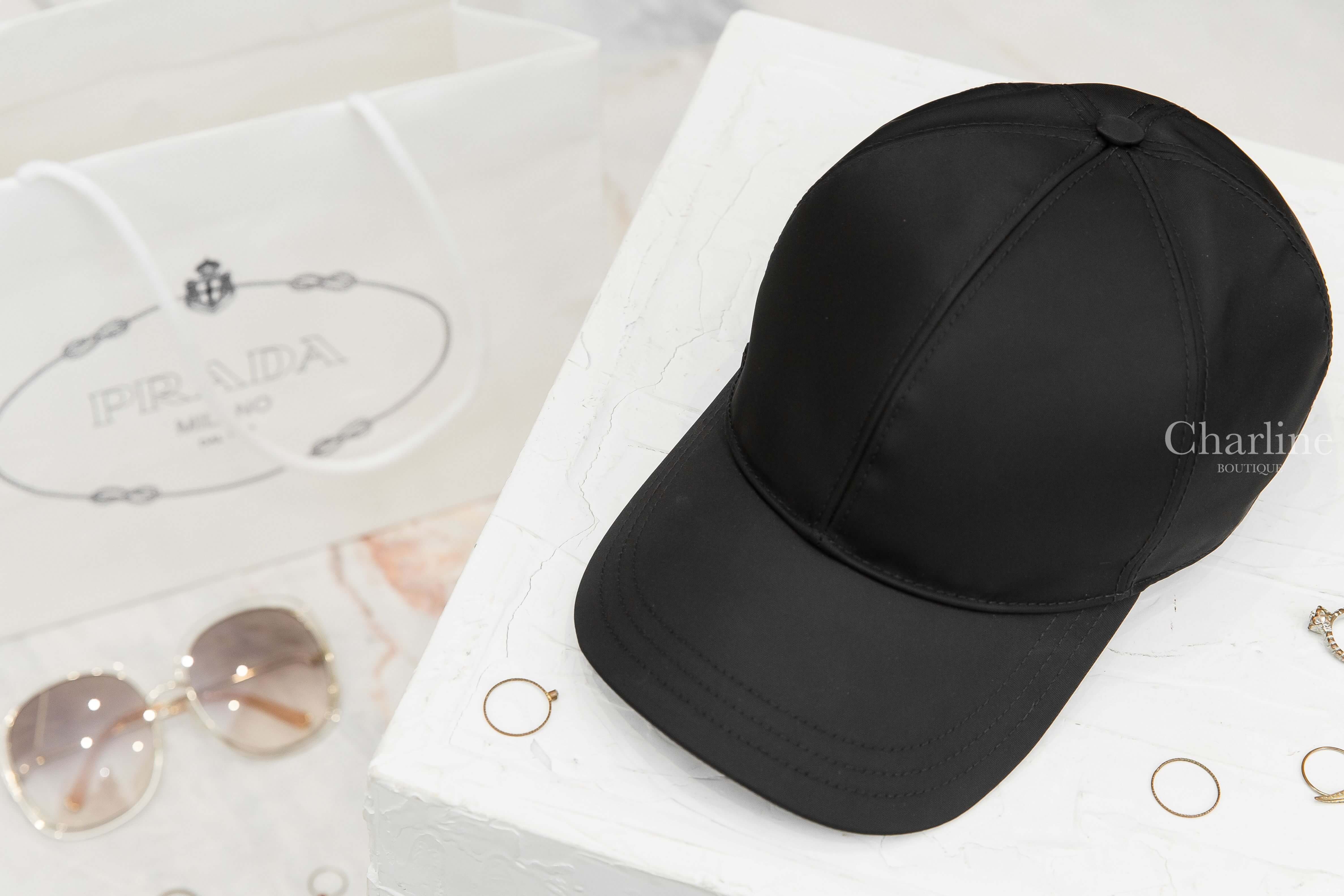 Prada Re-Nylon Baseball Cap 黑色尼龍三角銀字Logo棒球帽-Charline Boutique 精品代購