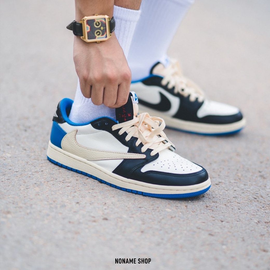 FRAGMENT DESIGN X TRAVIS SCOTT X NIKE AIR JORDAN 1 LOW OG 閃電 倒勾 白藍黑