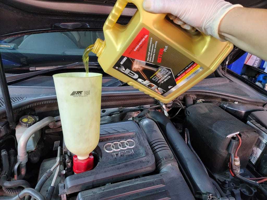 奧迪 Audi TT RS Super Nano ester plus 5w40 火炭 浚車汽車 換油 機油