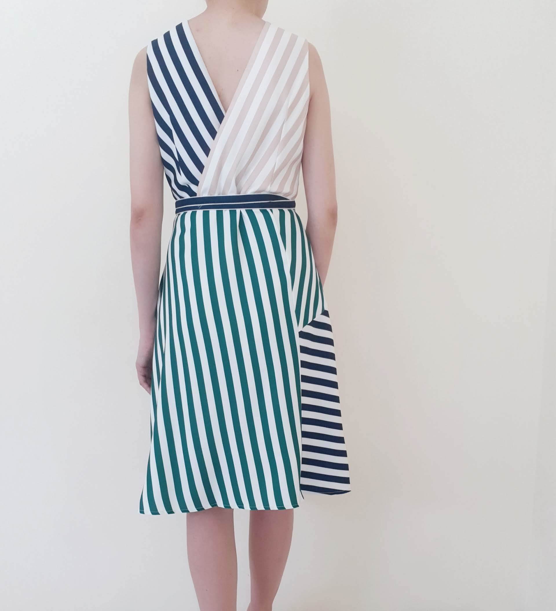 CONTRAST TONE STRIPES RIBBON WAIST DRESS