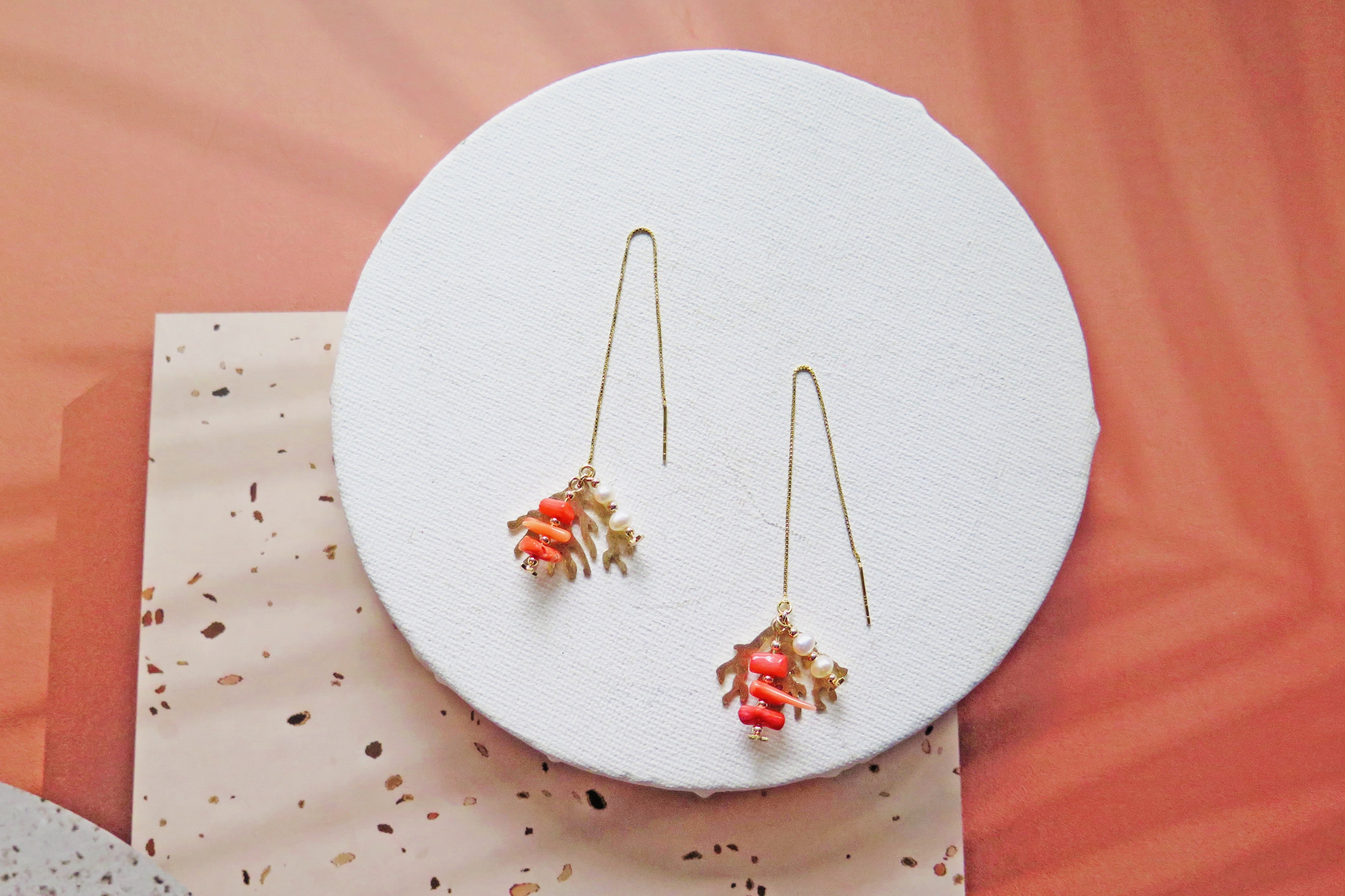 COLE COOL 天然珍珠珊瑚鏈式耳環