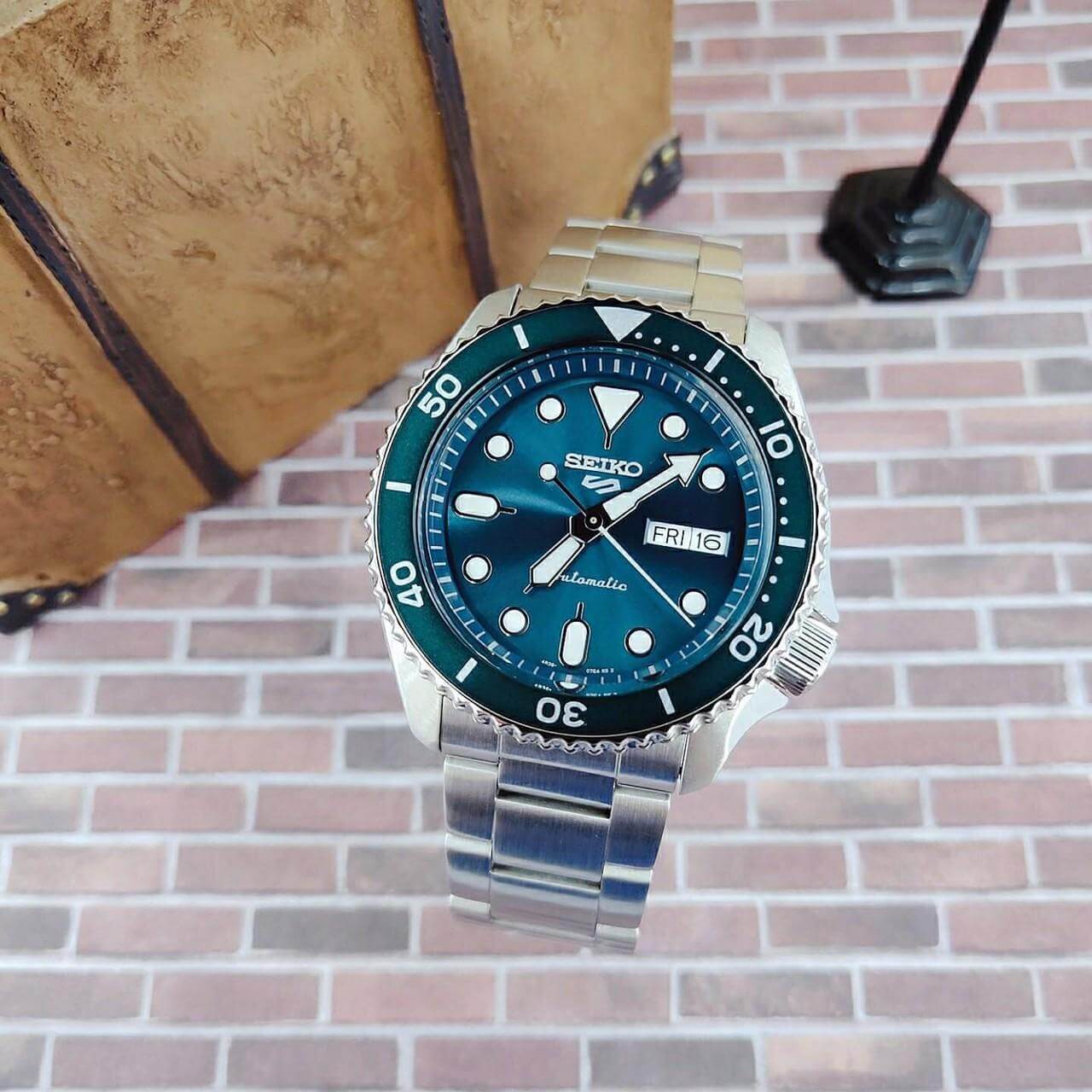 【SEIKO 精工】5 Sports系列 潮流機械錶 4R36-07G0M (42.5mm) 現代鐘錶