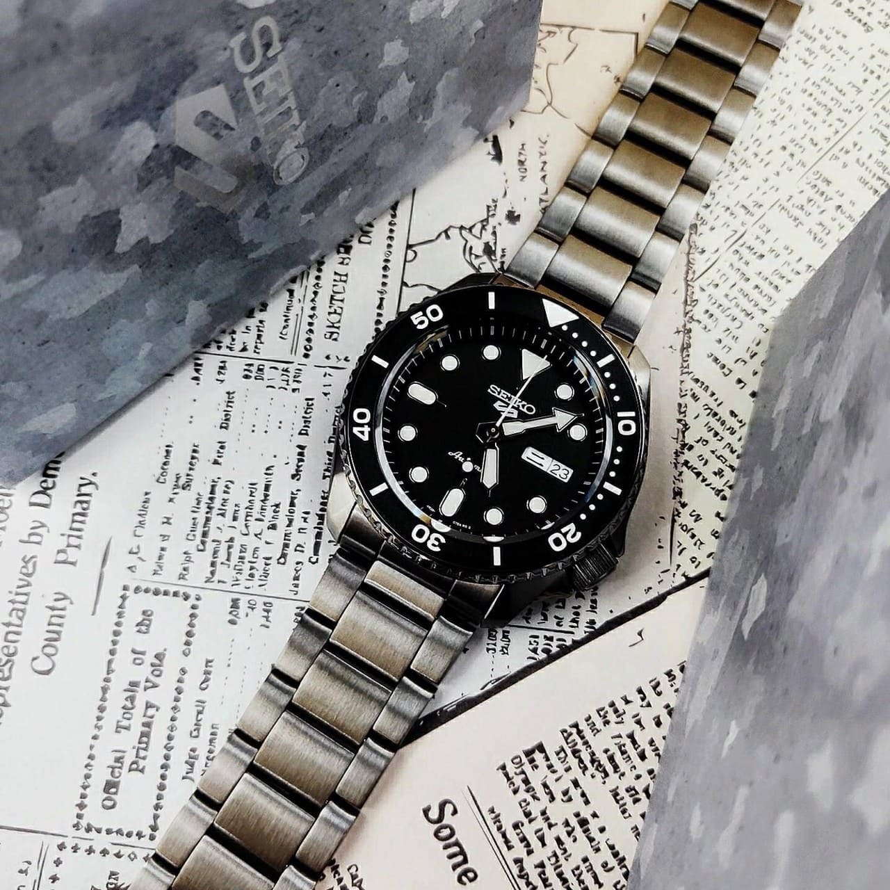 【SEIKO 精工】5 Sports系列 潮黑機械錶 4R36-07G0SD (42.5mm) 現代鐘錶