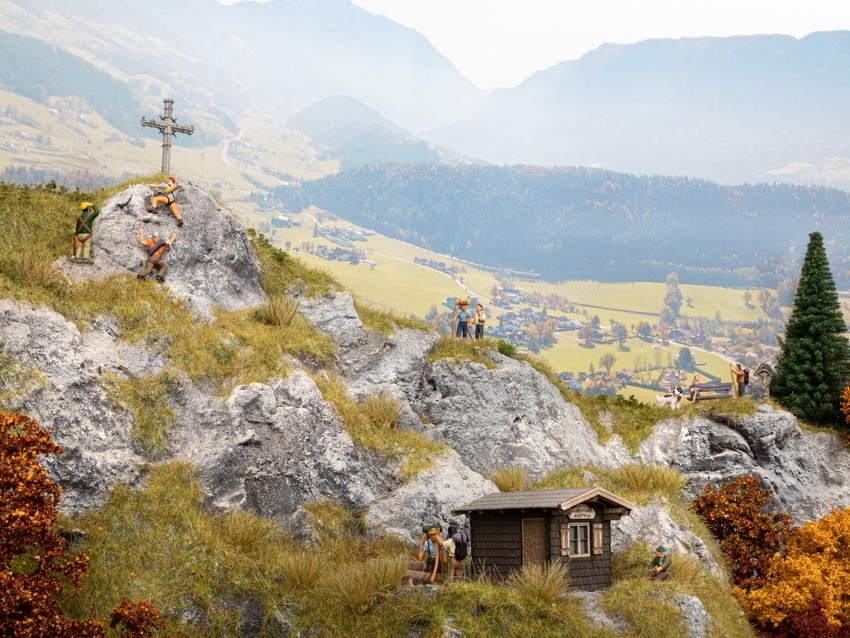 Noch 16210 HO Themed Figures Sets „In the Mountains“