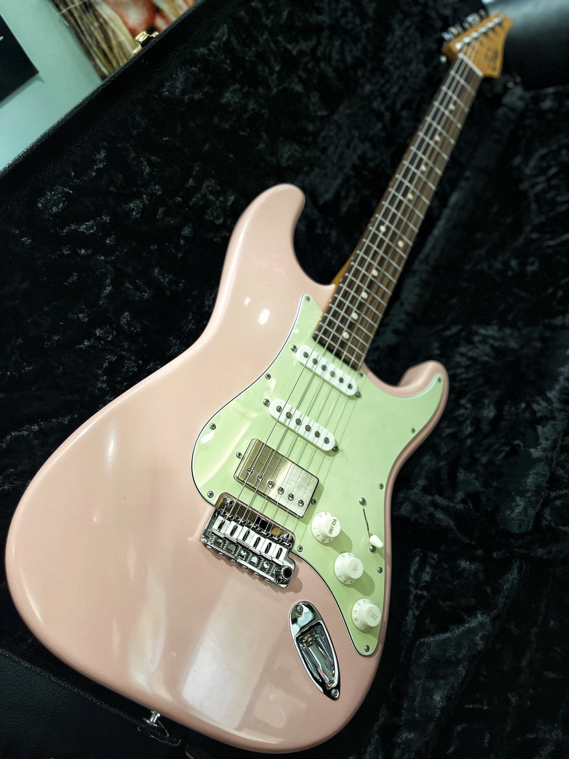 Suhr Mateus Asato signature guitar pink 簽名 電吉他 粉紅