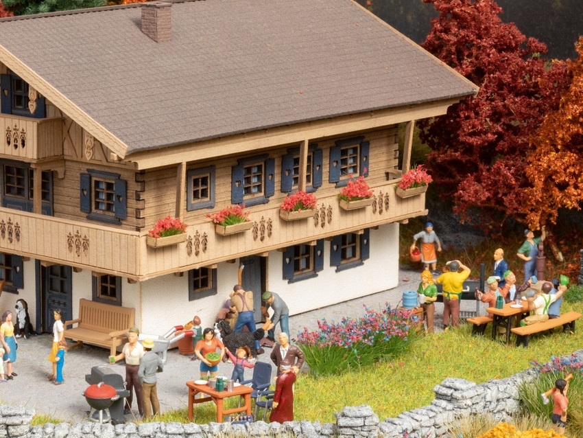 Noch 16215 HO scale, Themed Figures Sets „In the Garden“