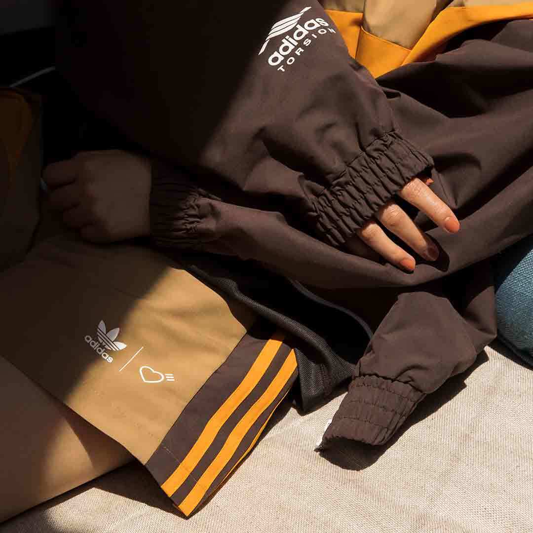 【adidas X HUMAN MADE WINDBREAKER 機能外套 - 咖啡】