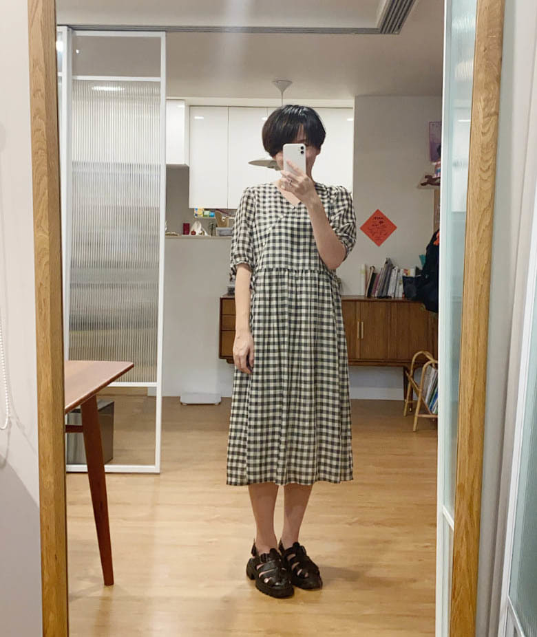 微光格紋漫漫五分袖洋裝-幽幽