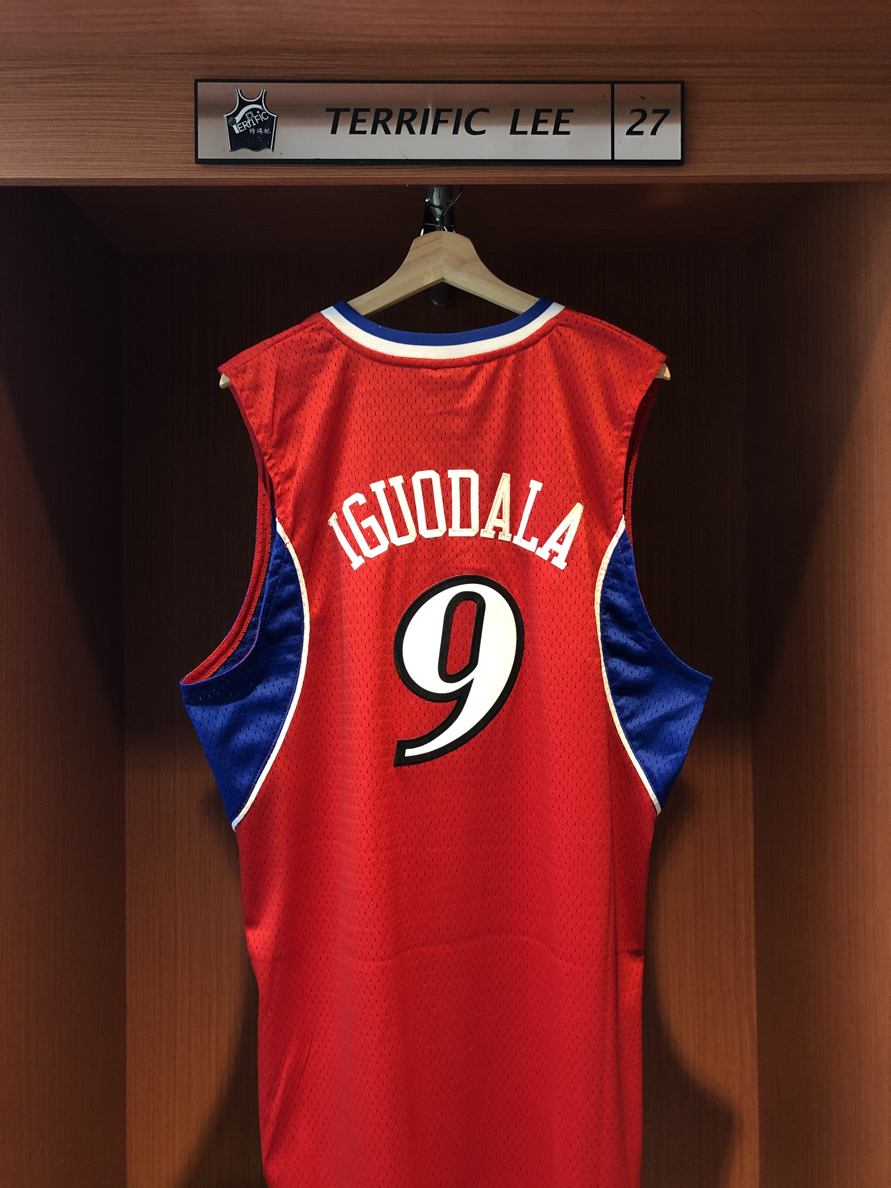 NBA球衣 二手 Andre Iguodala 七六人紅流星 Adidas Swingman 球迷版 電繡 衣況如圖 請詳細參閱