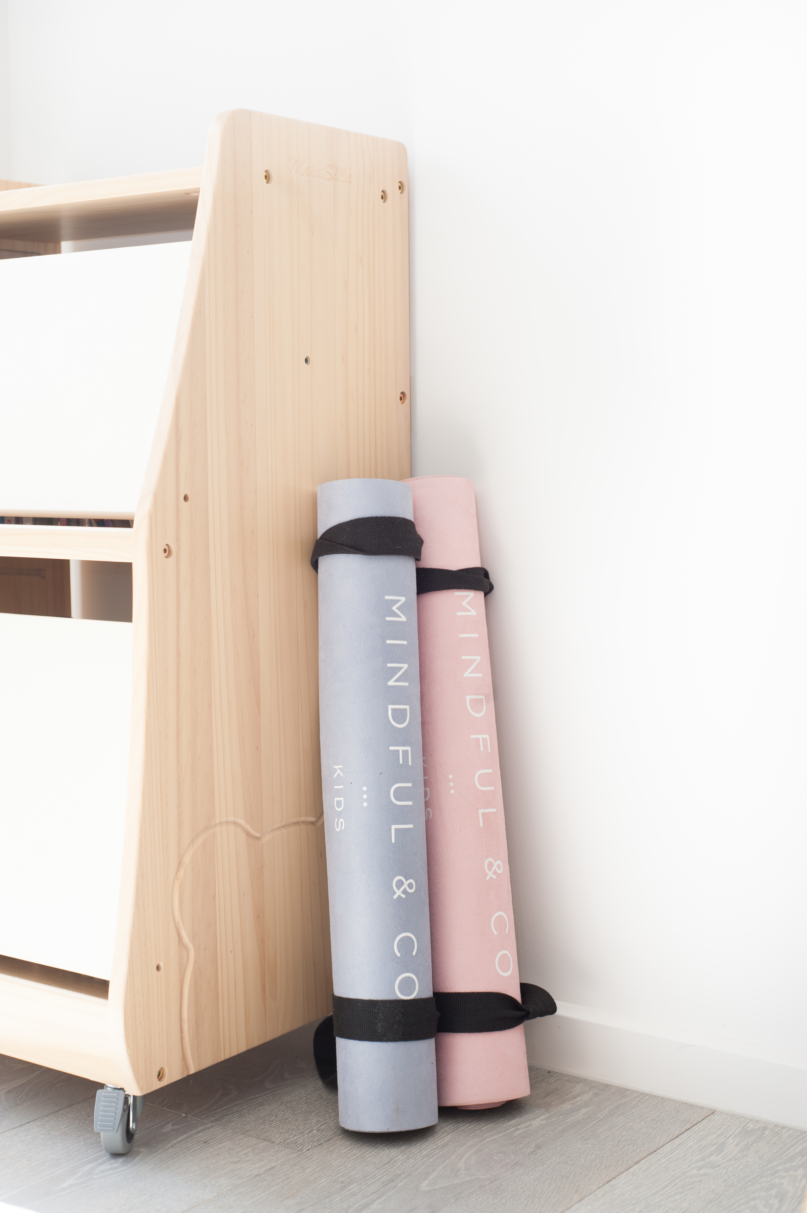 澳洲品牌Mindful & Co Kids - 防滑絨淨色兒童瑜珈墊