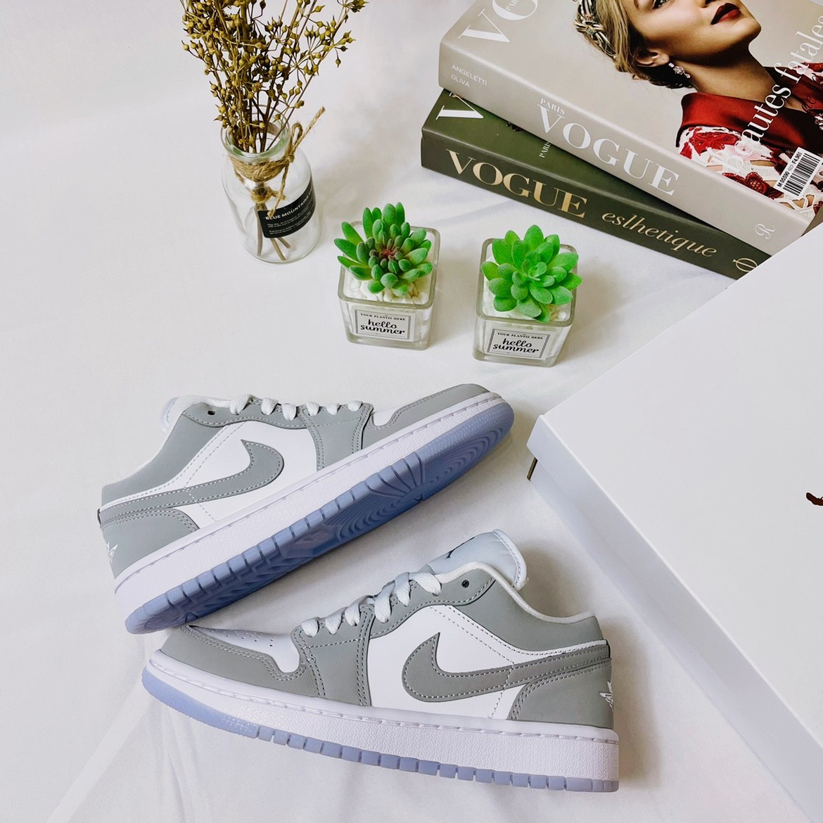 Nike Air Jordan 1 Low "Wolf Grey" 煙灰 灰白 小Dior