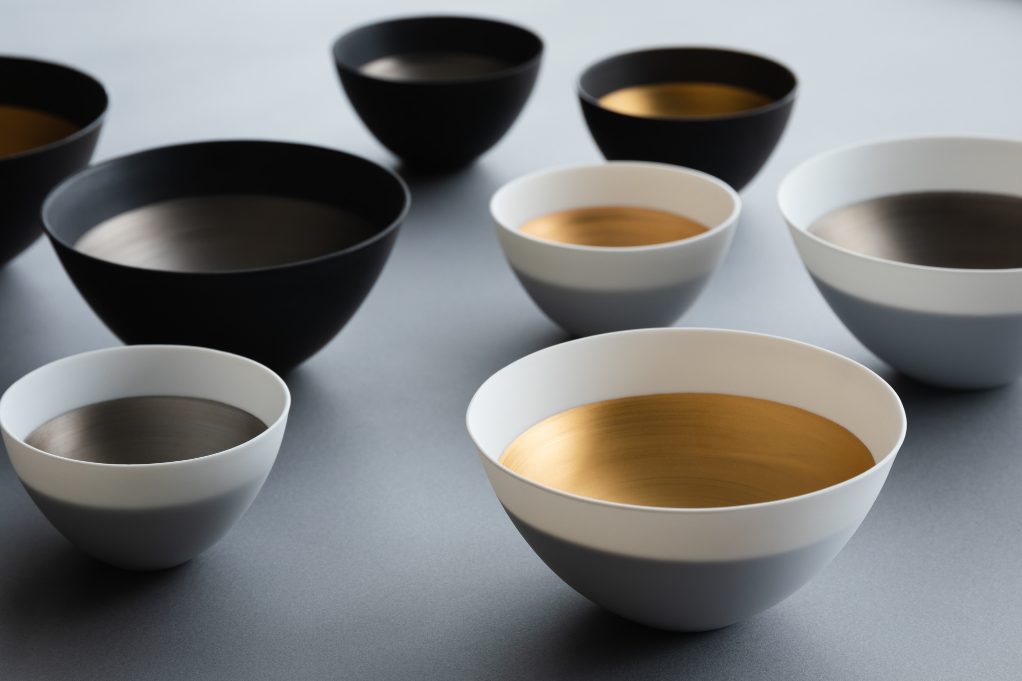 やま平窯 蛋殼碗 M (黑/金)