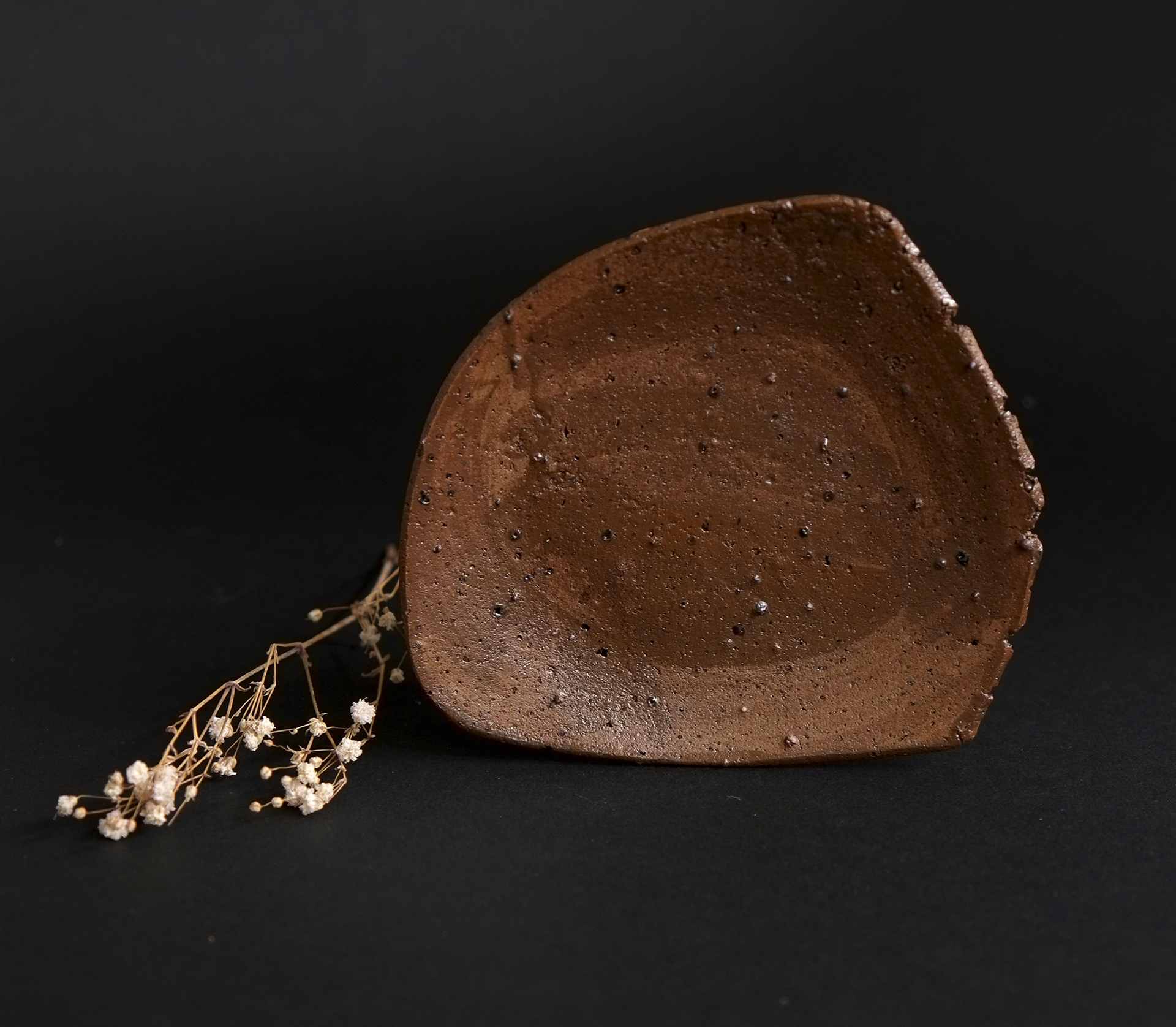 治器 荏苒 No.4 鞍褐色淺碟(12CM)