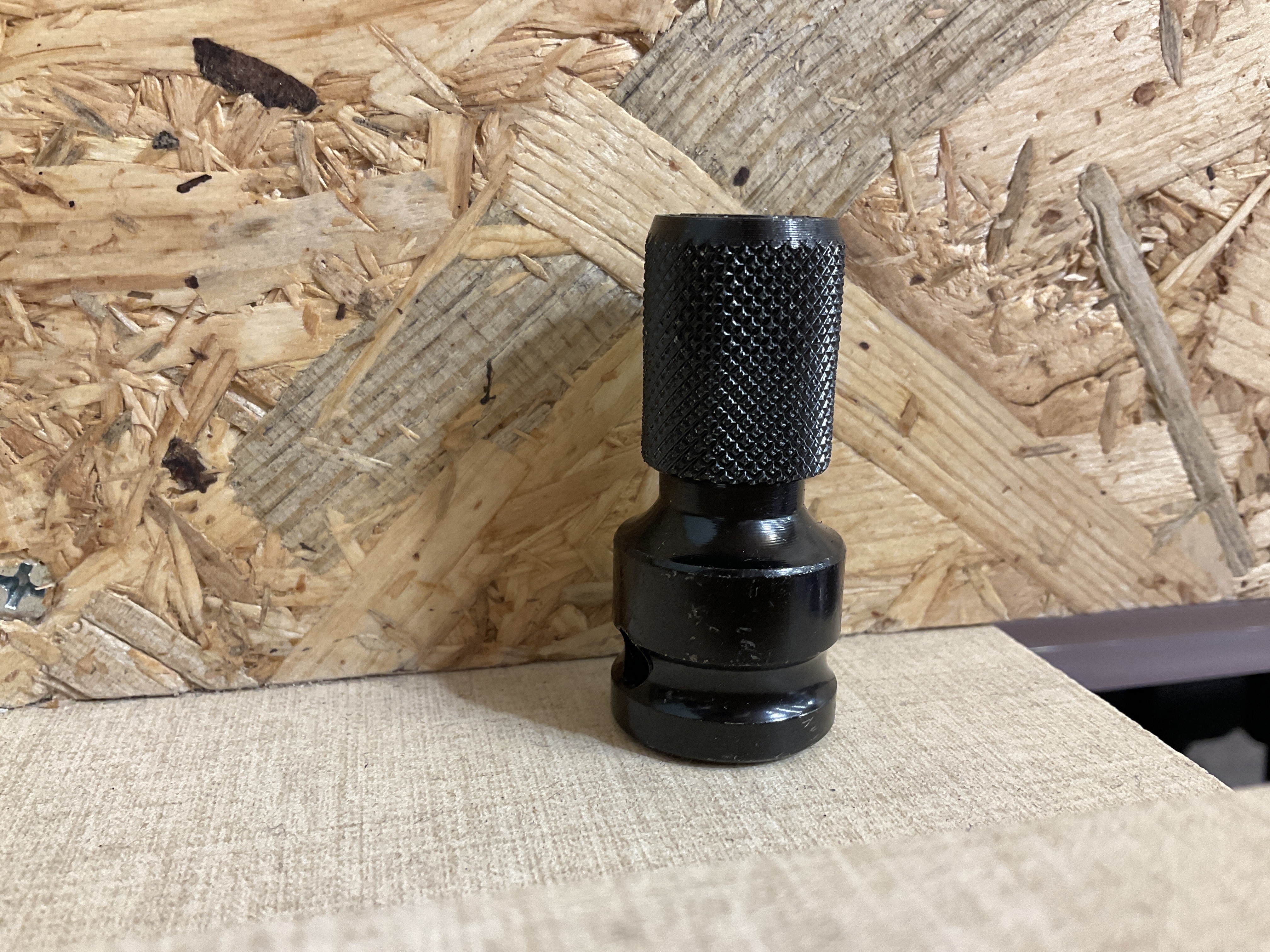 四分板手轉六角頭