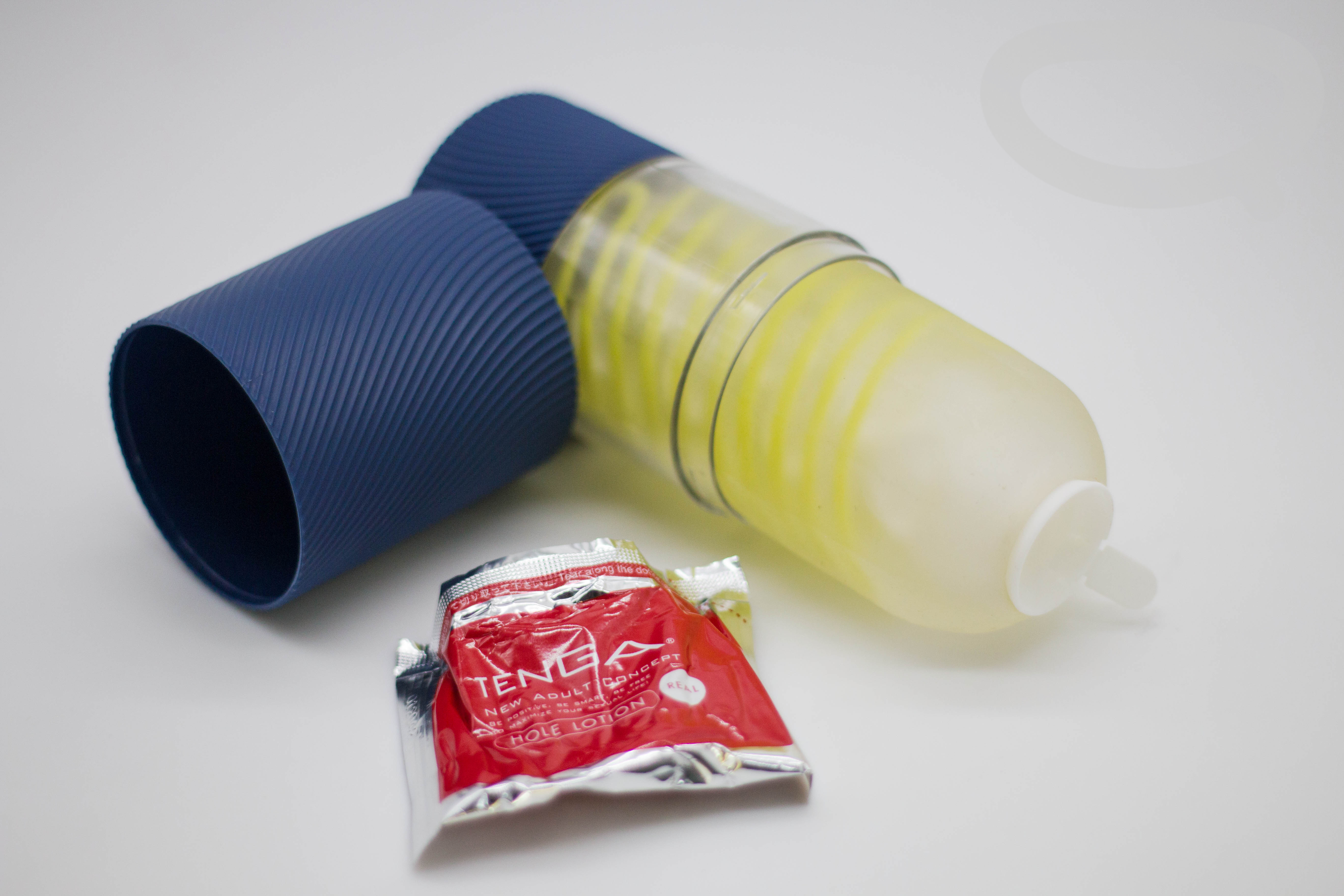 Dr.情趣精選日本tenga spinner03圓盤盾飛機杯，飛機杯外殼、飛機杯主體、潤滑液展示